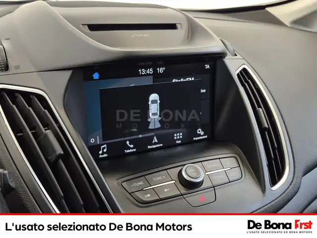 Ford C-Max view 12