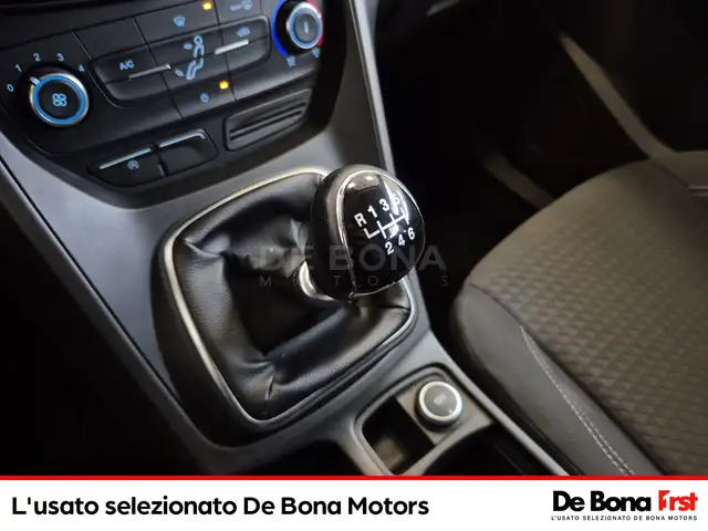 Ford C-Max view 16