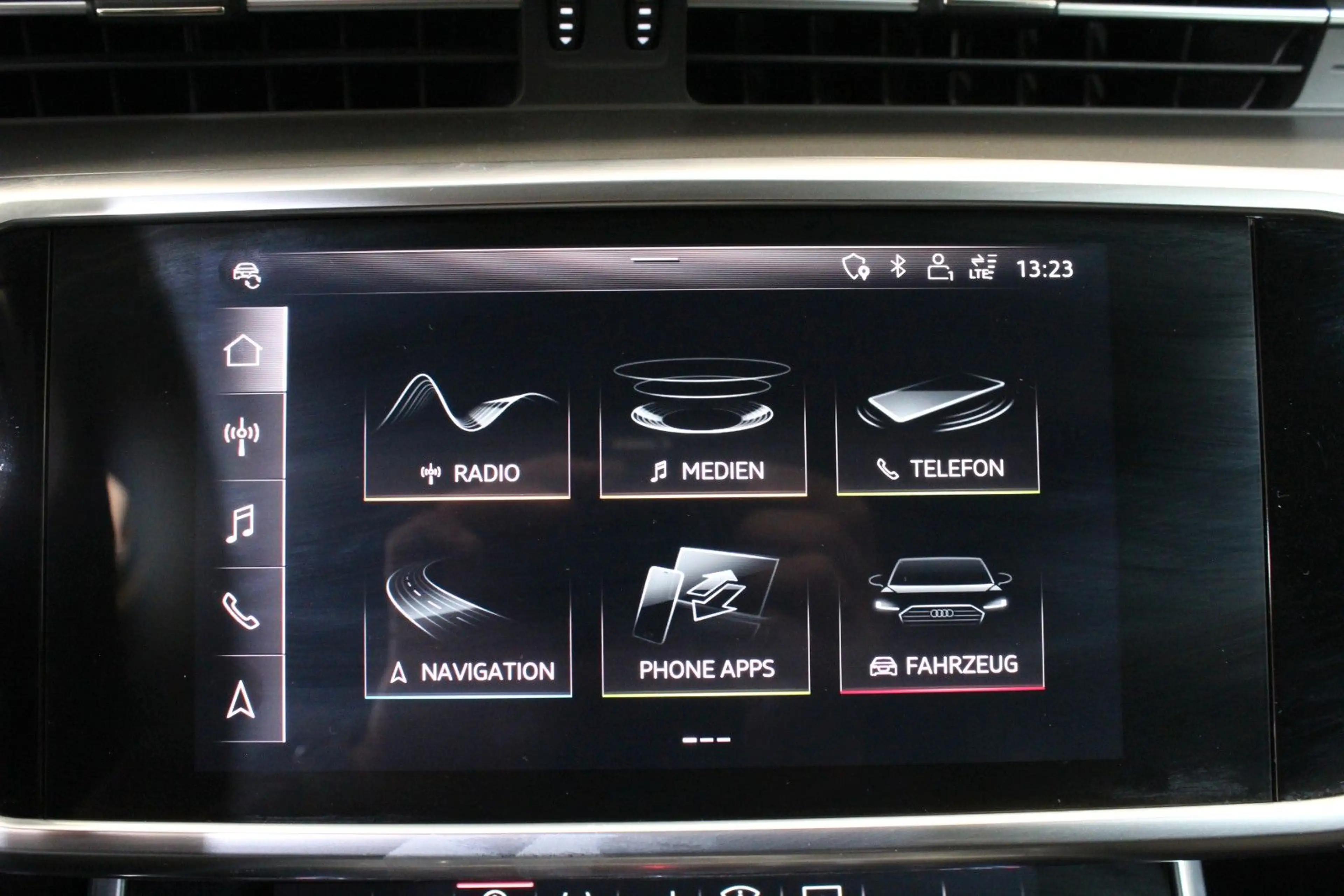 Audi A6 Avant 45 TDI quattro*3.0 TDI*HUP*Kamera*19"* — photo 24