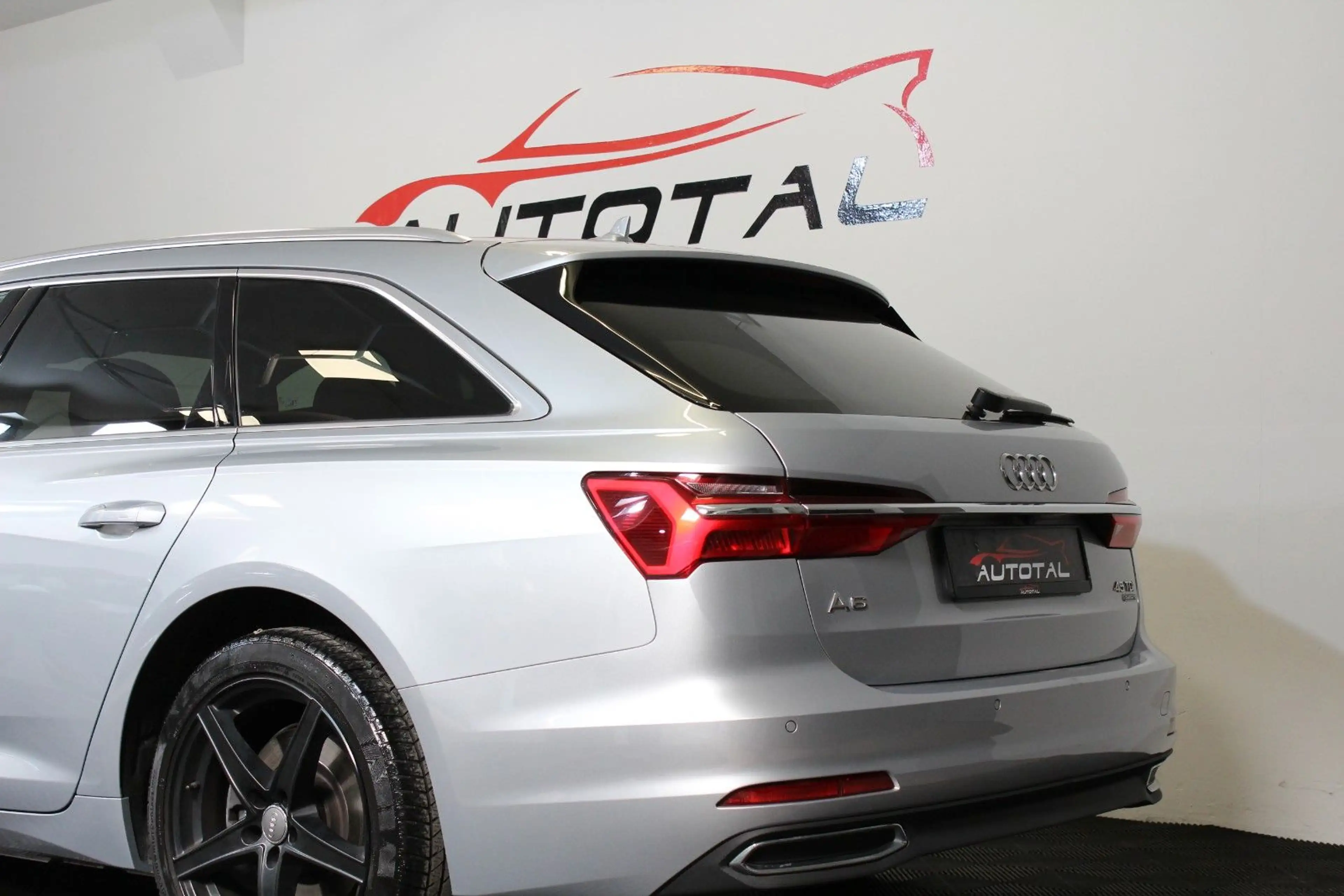 Audi A6 Avant 45 TDI quattro*3.0 TDI*HUP*Kamera*19"* — photo 16