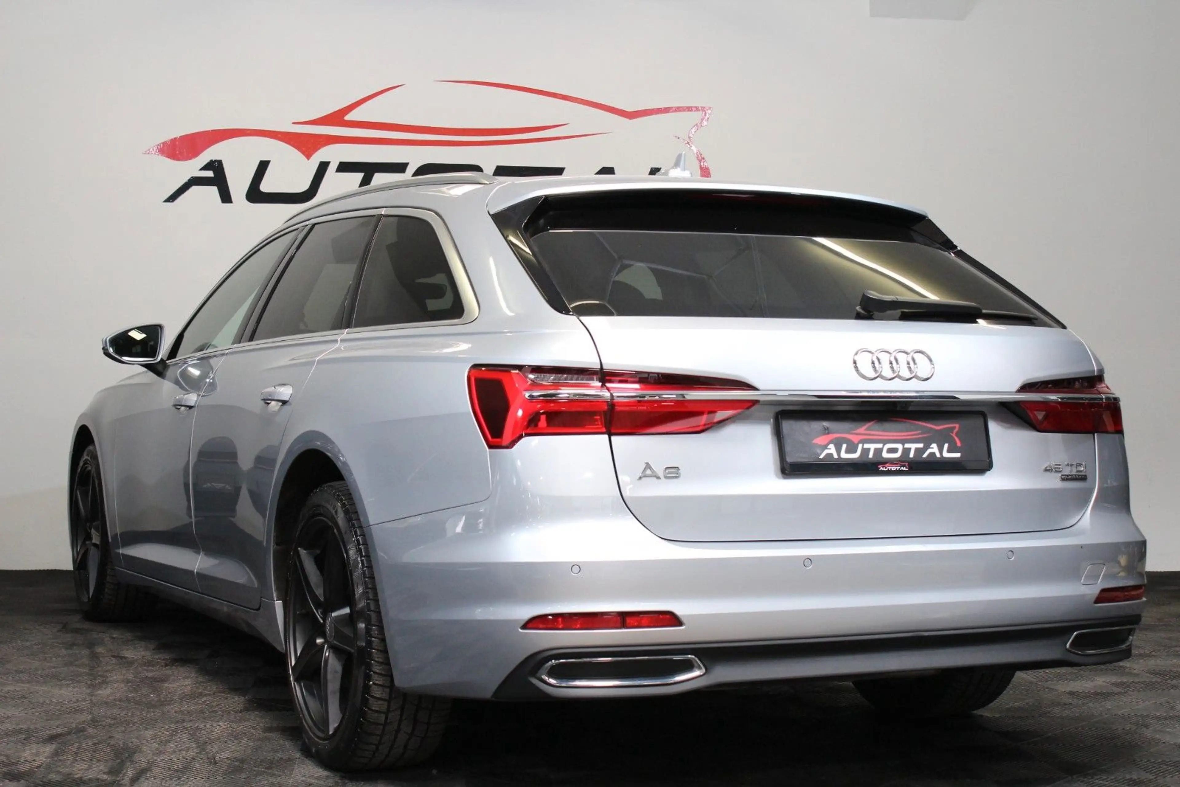 Audi A6 Avant 45 TDI quattro*3.0 TDI*HUP*Kamera*19"* — photo 14
