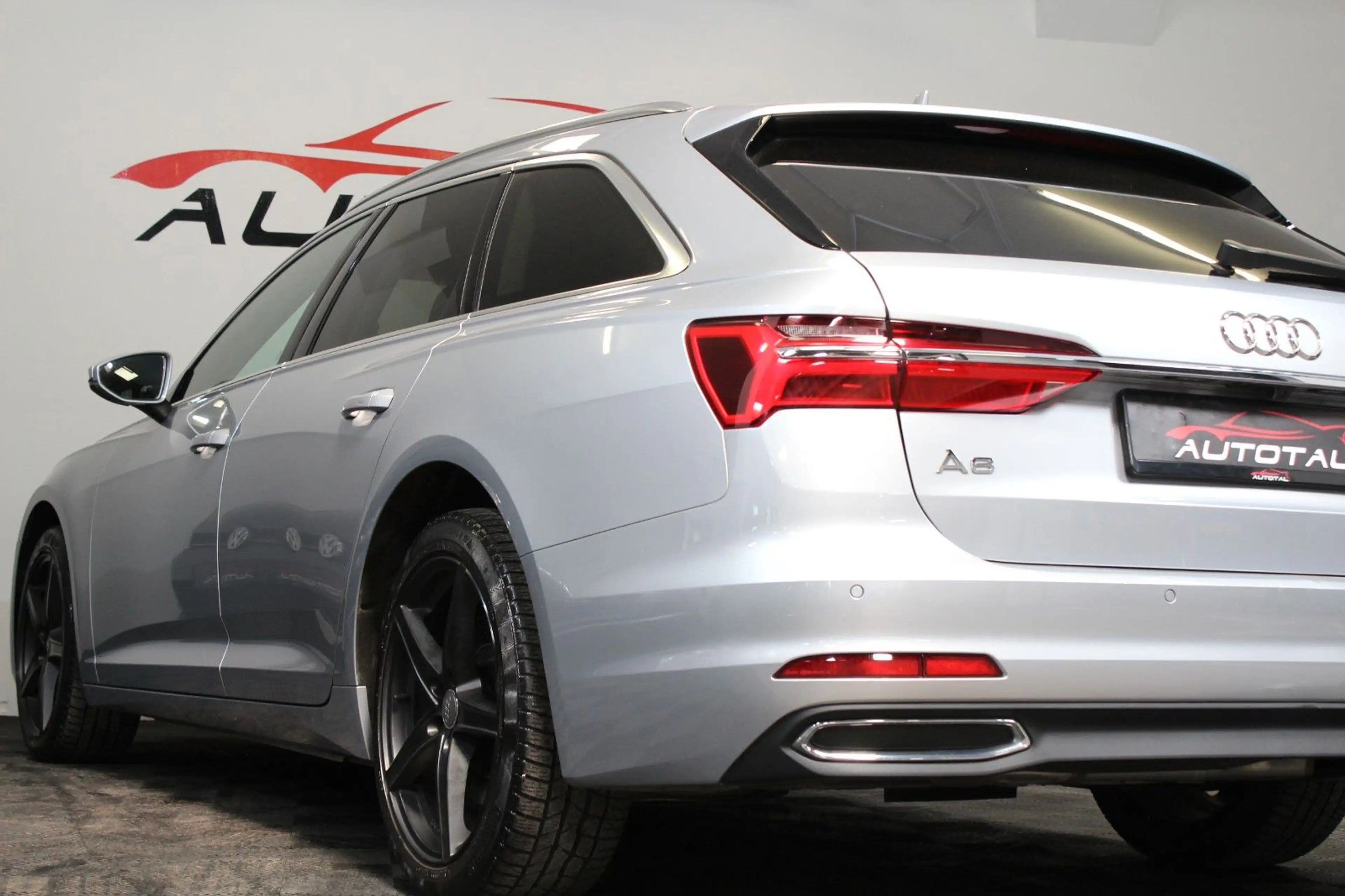Audi A6 Avant 45 TDI quattro*3.0 TDI*HUP*Kamera*19"* — photo 36