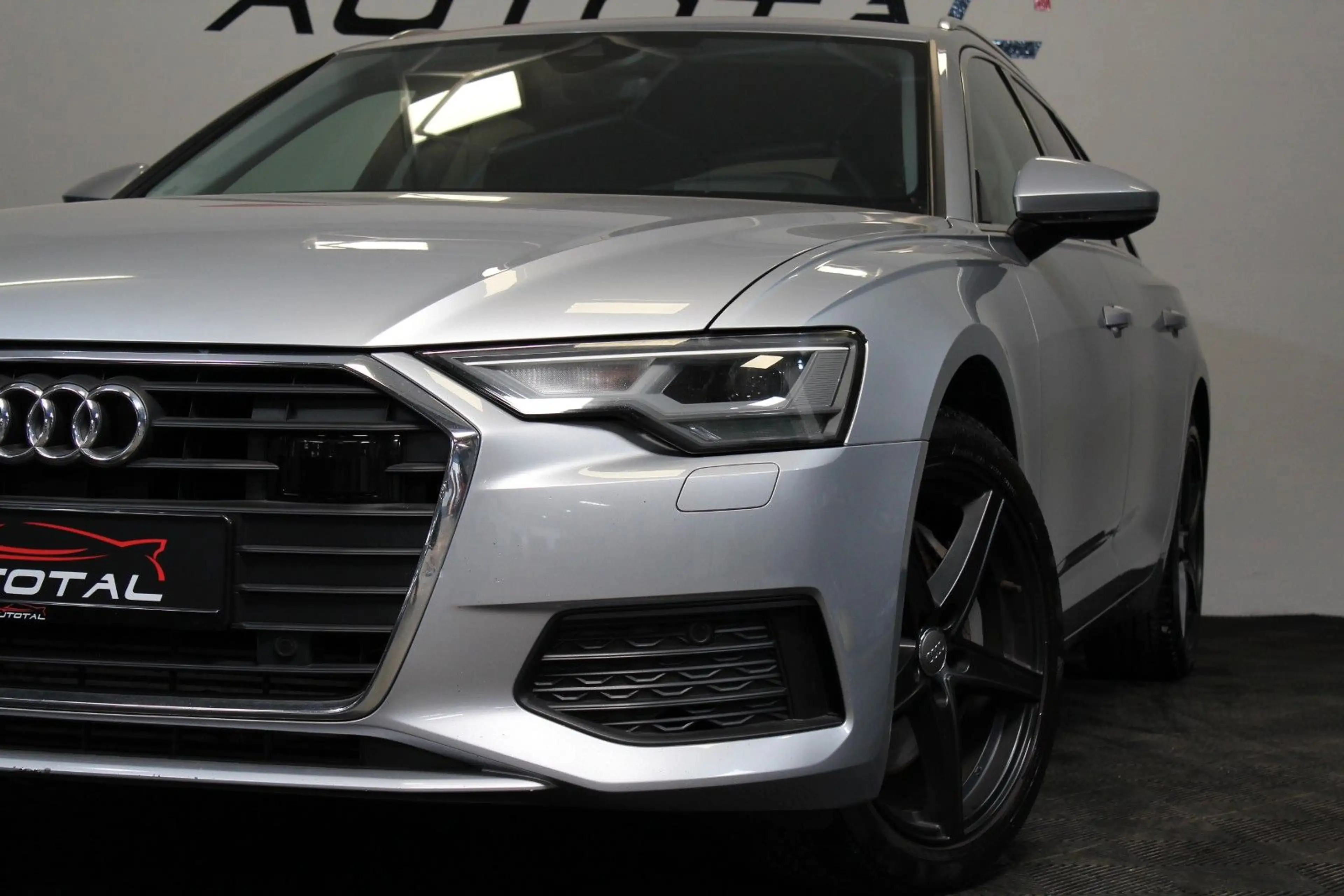 Audi A6 Avant 45 TDI quattro*3.0 TDI*HUP*Kamera*19"* — photo 4
