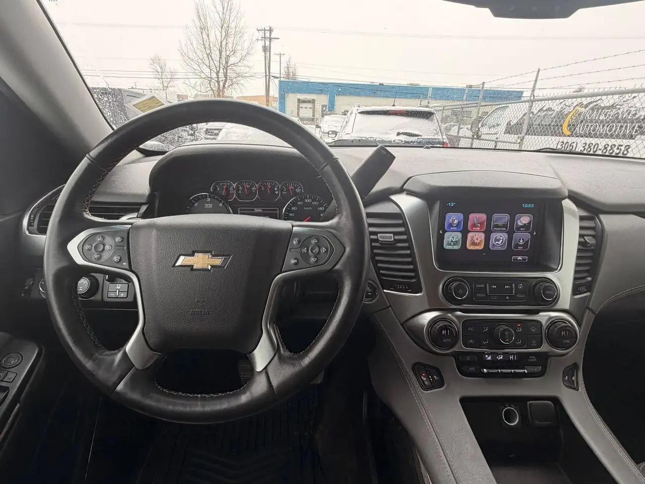 Chevrolet Tahoe снимка Chevrolet Tahoe