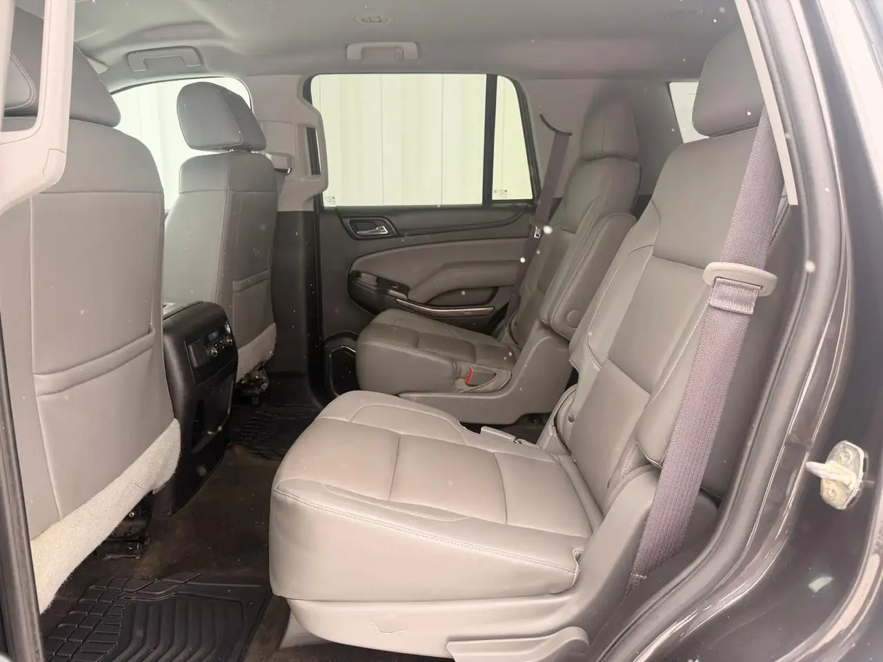 Chevrolet Tahoe снимка Chevrolet Tahoe