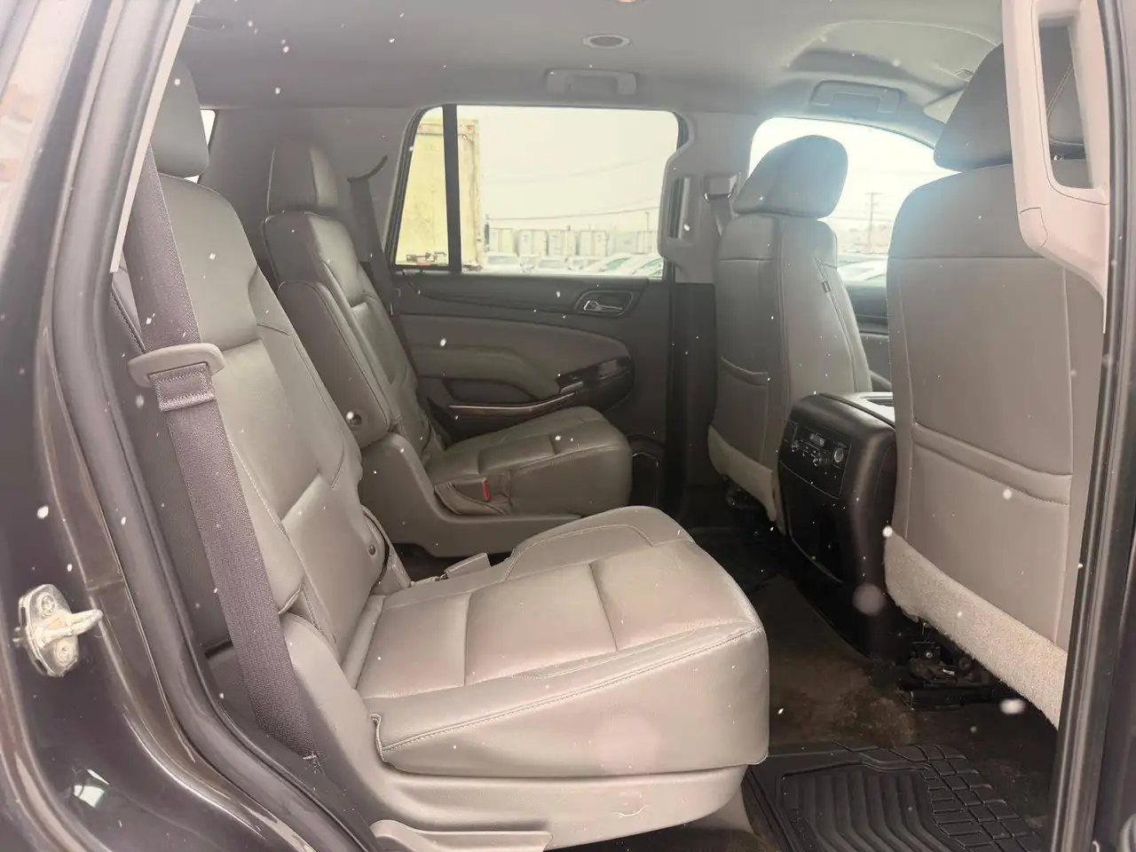 Chevrolet Tahoe снимка Chevrolet Tahoe