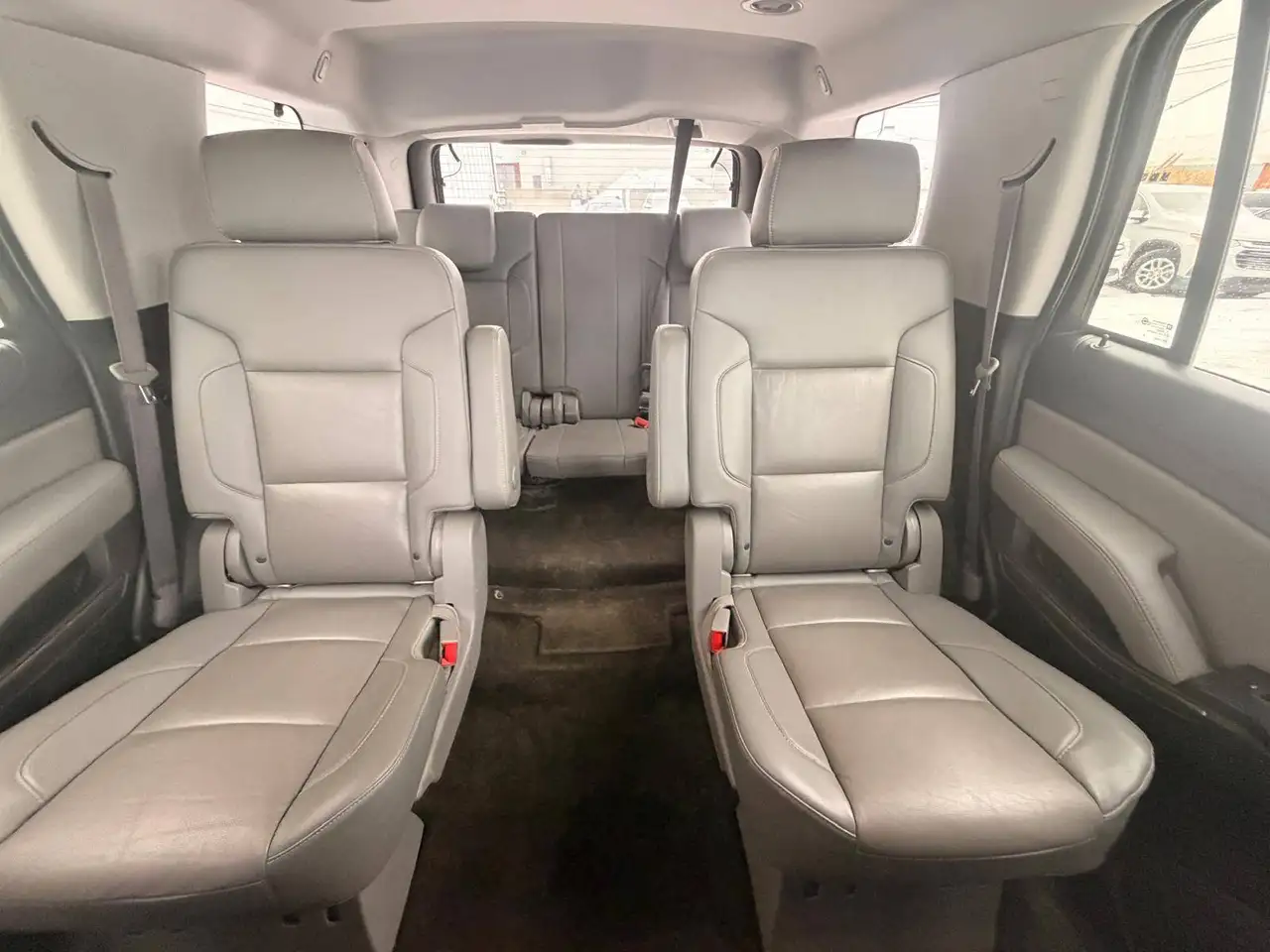 Chevrolet Tahoe снимка Chevrolet Tahoe