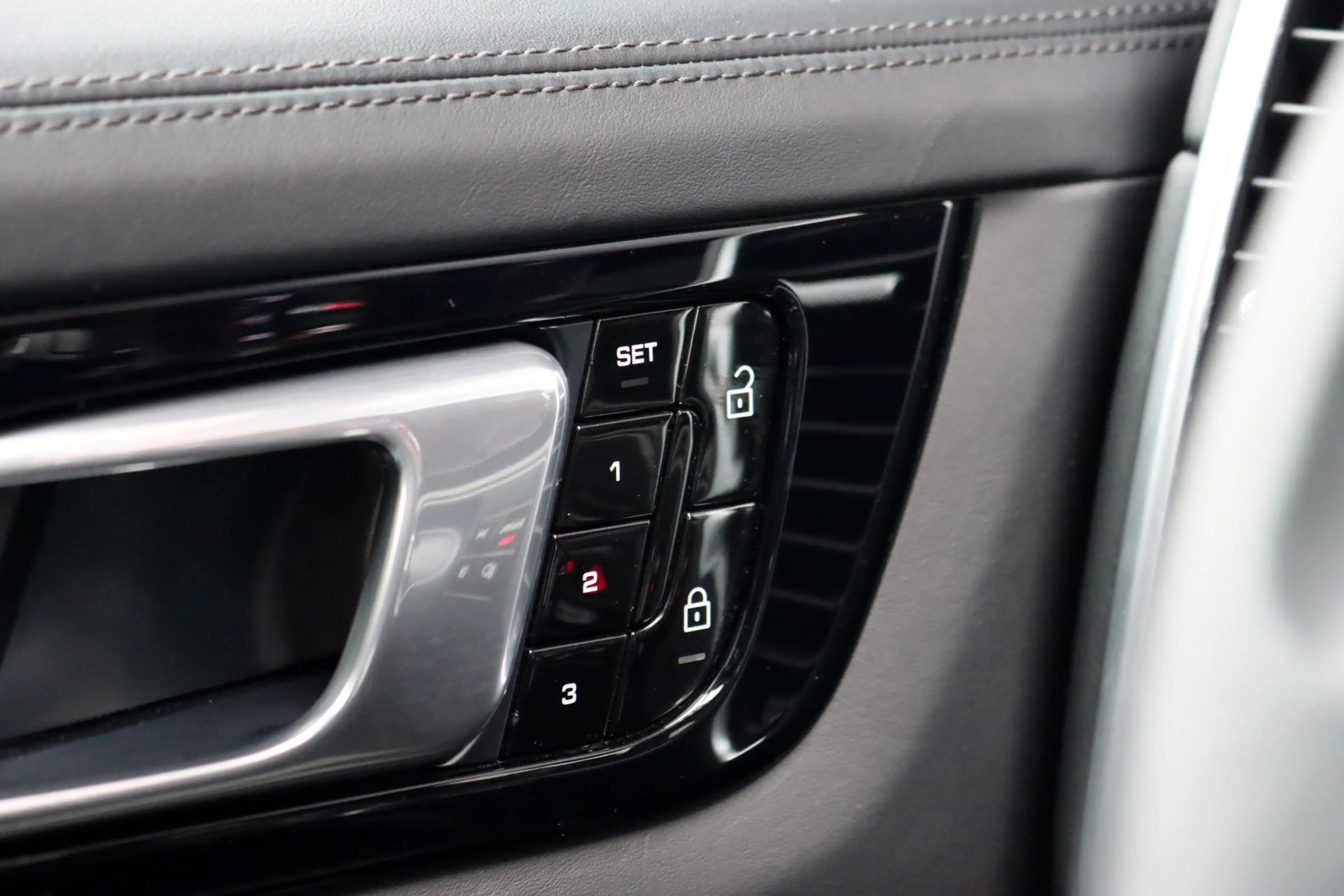 Porsche Cayenne Coupé 3.0 Aut8 | Luchtvering | Panoramadak | BOSE — photo 14