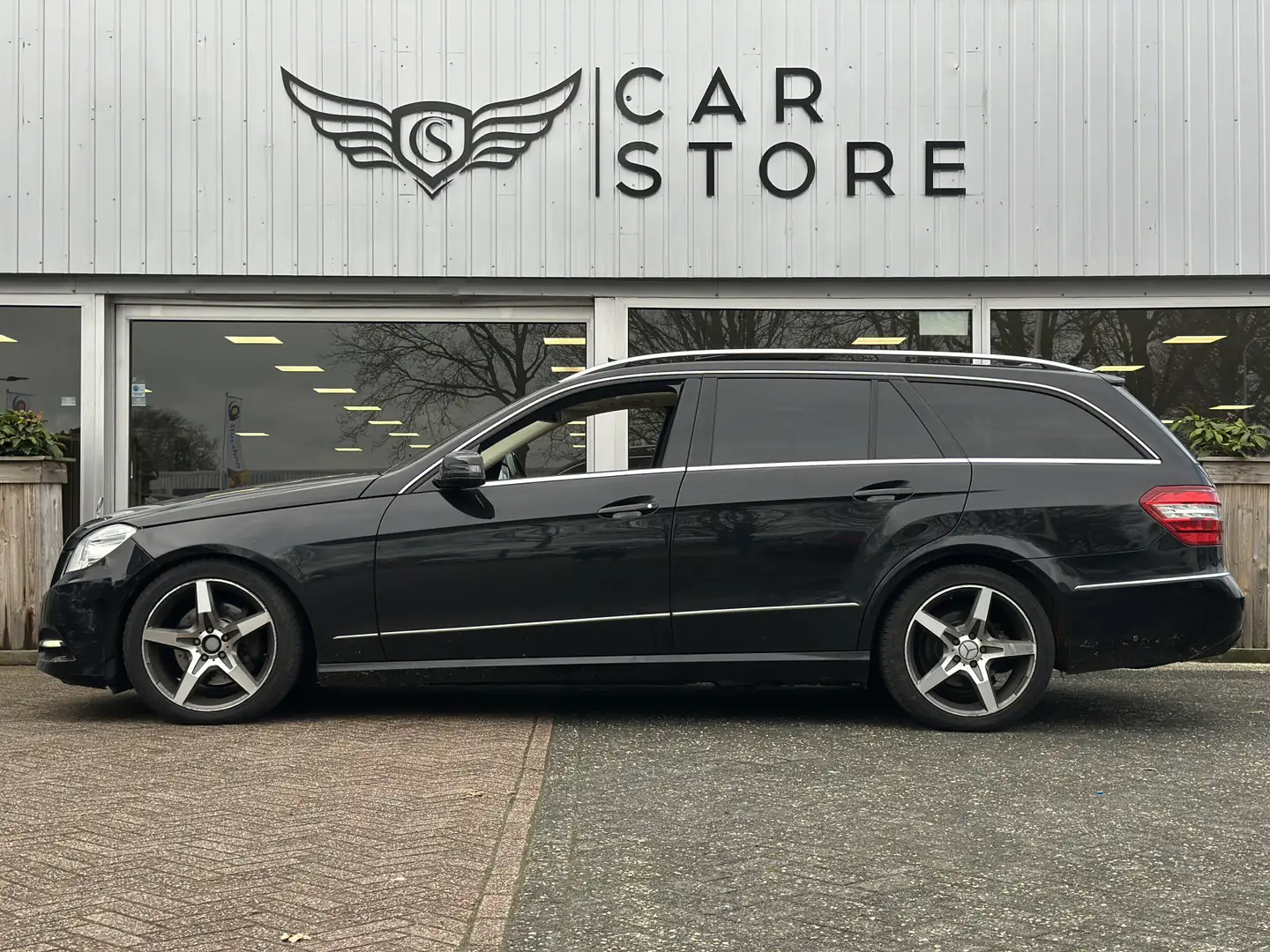 Mercedes-Benz E 250 Estate CDI Business Class Avantgarde |PANO|AUTOMAA Fekete - 2