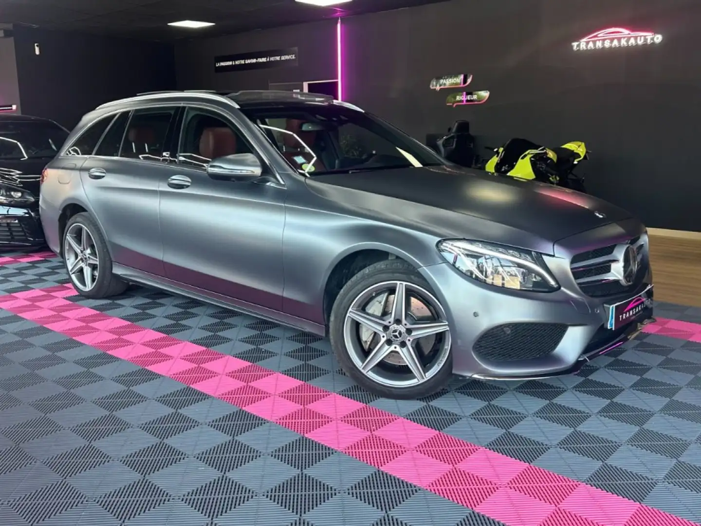 Mercedes-Benz C 250 BREAK 250 CDi 4MATIC 204 cv - Suspensions pneumatiques - Caméra 360° - Toit ouvrant - Sièges / Hayon électrique - Suivi F Gris - 1