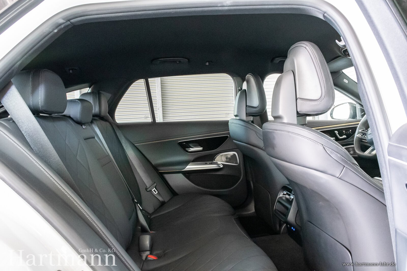 Mercedes-Benz E 450 E 450 T 4M AMG Night Premium Airmatic Sitzklima — photo 9