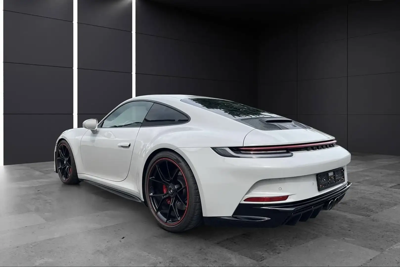 Porsche 992 911 Coupe 4.0 GT3 c/pack Touring - 2