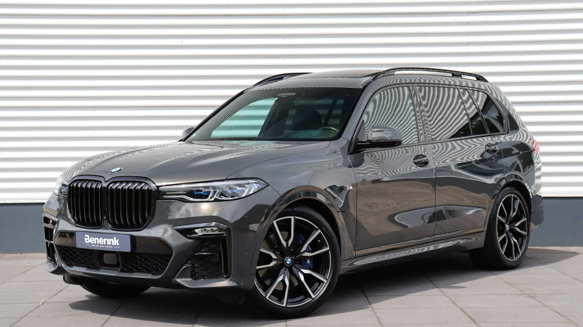 BMW X7 xDrive40i High Executive M-Sport | Sky Lounge | Bo Grau - 1