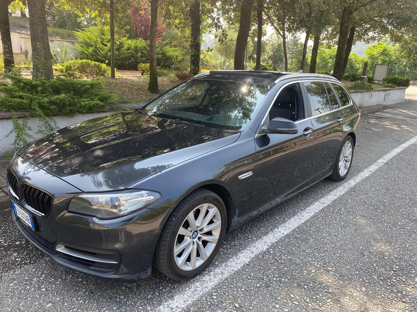 BMW 520 520d Touring xdrive Modern auto E6 Grigio - 2