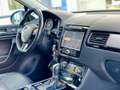 Volkswagen Touareg 3.0 TDI BMT XEN/AHK/ACC/Leder/Standhzg. Czarny - thumbnail 14