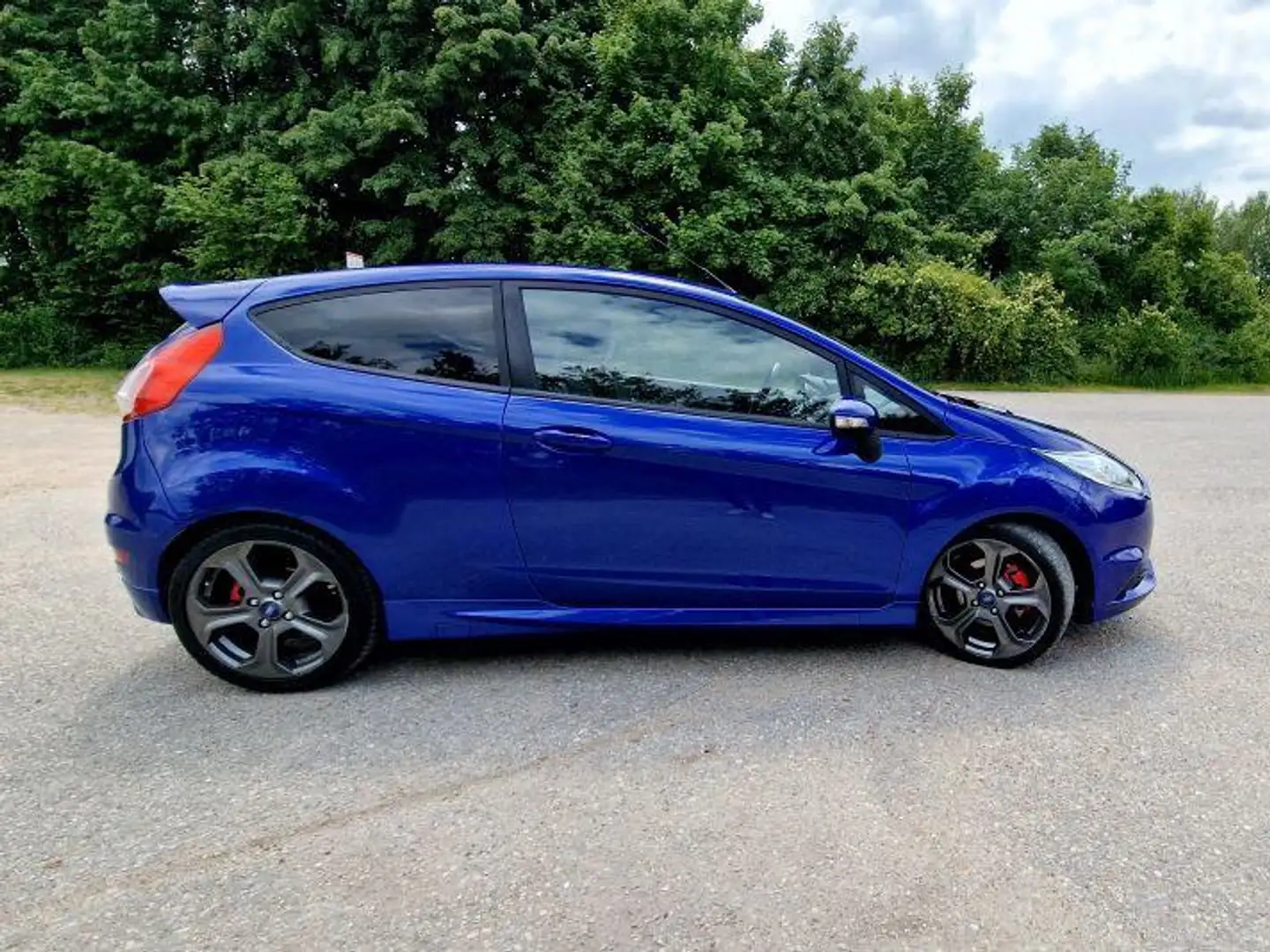 Ford Fiesta ST Line Blau - 1