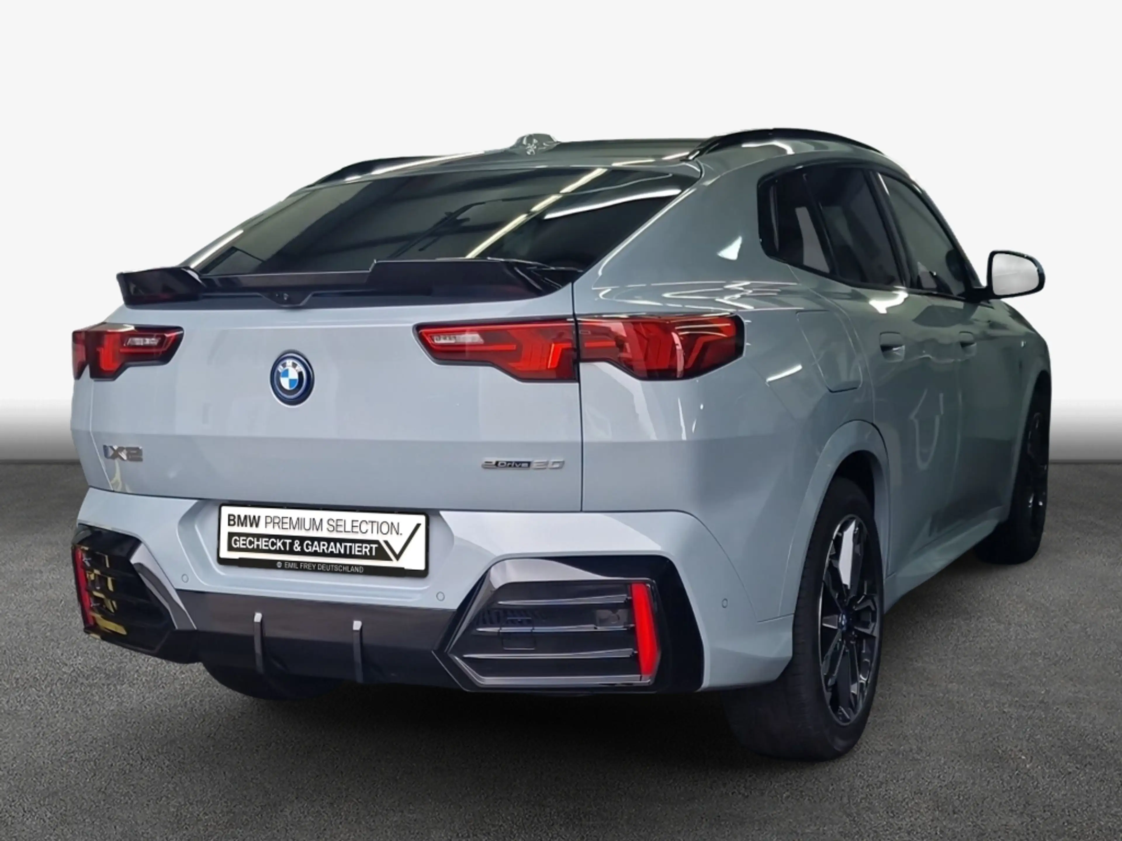 BMW iX2 eDrive20 M-PaketPro AHK LED HeadUp H&K — photo 2