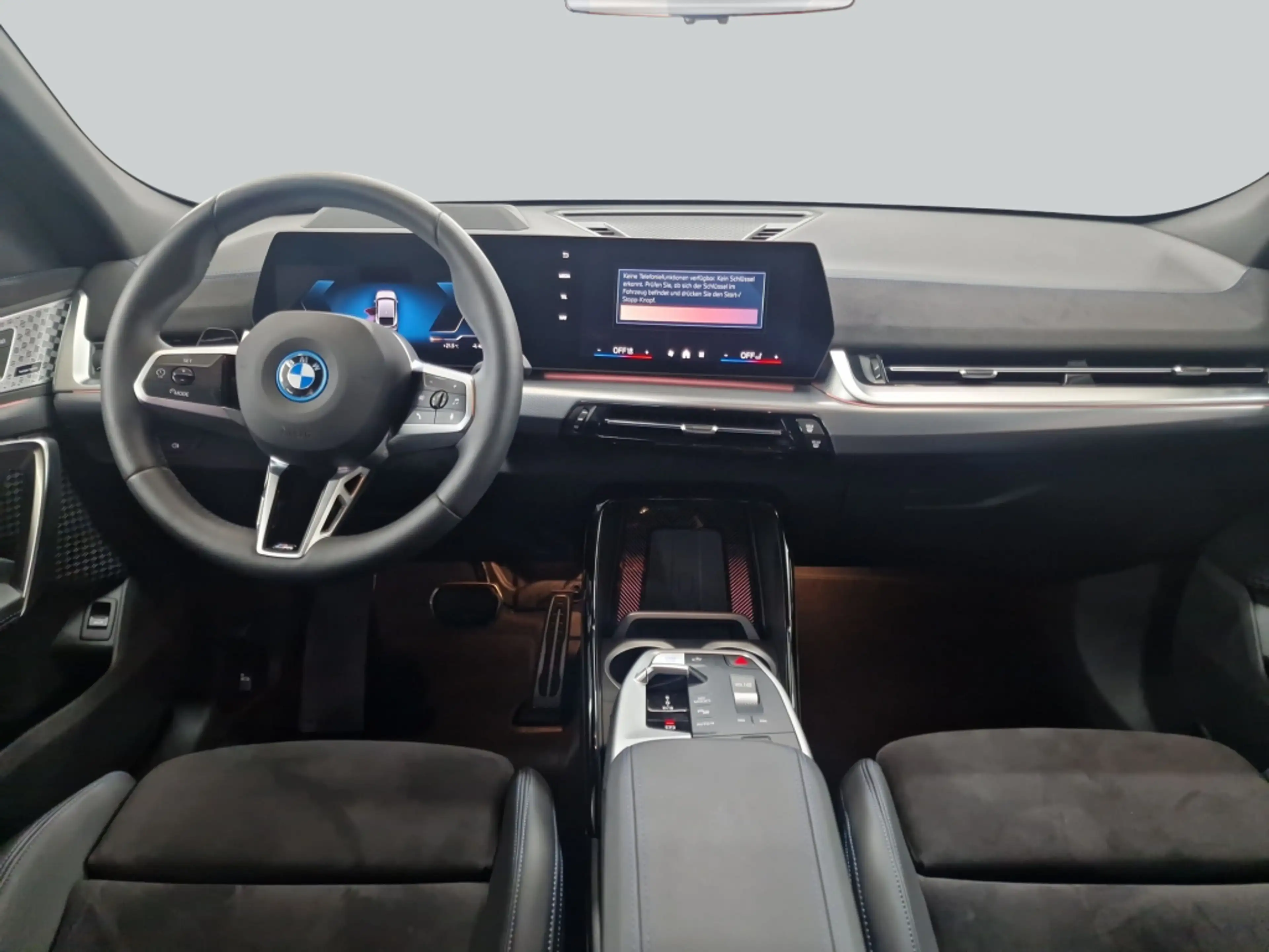 BMW iX2 eDrive20 M-PaketPro AHK LED HeadUp H&K — photo 14