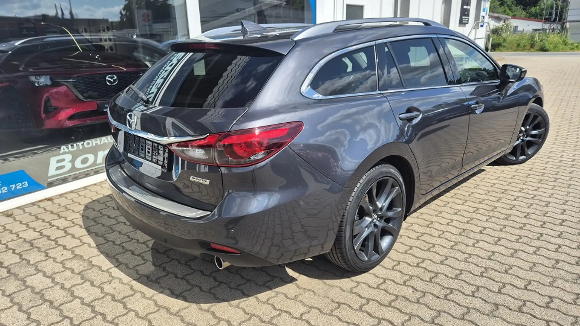 Mazda 6 Kombi SKYACTIV-D 175 FWD SKYACTIV-Drive SPORTS-Lin Grau - 2