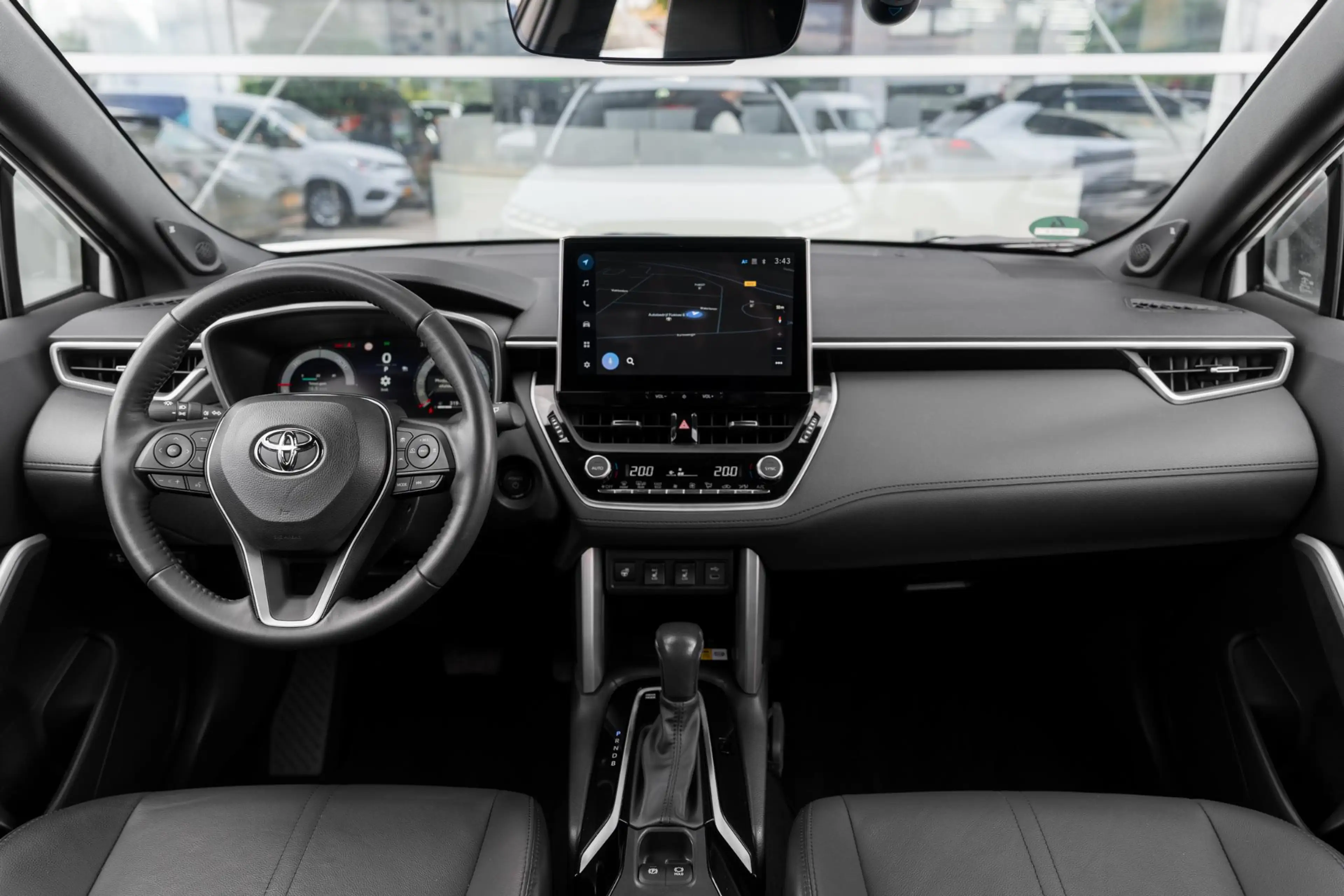 Toyota Corolla Cross Hybrid 200 Executive — photo 4