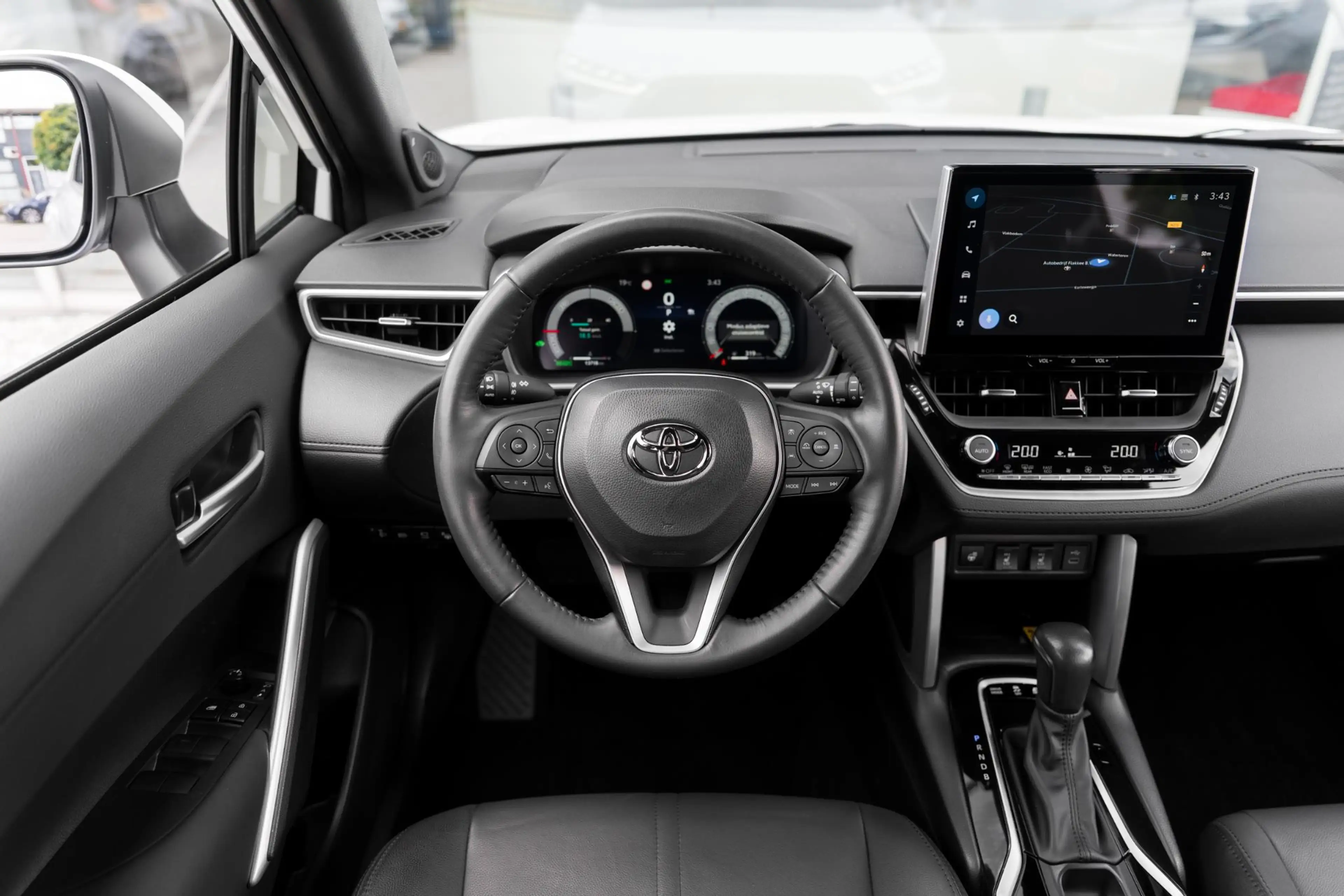 Toyota Corolla Cross Hybrid 200 Executive — photo 5