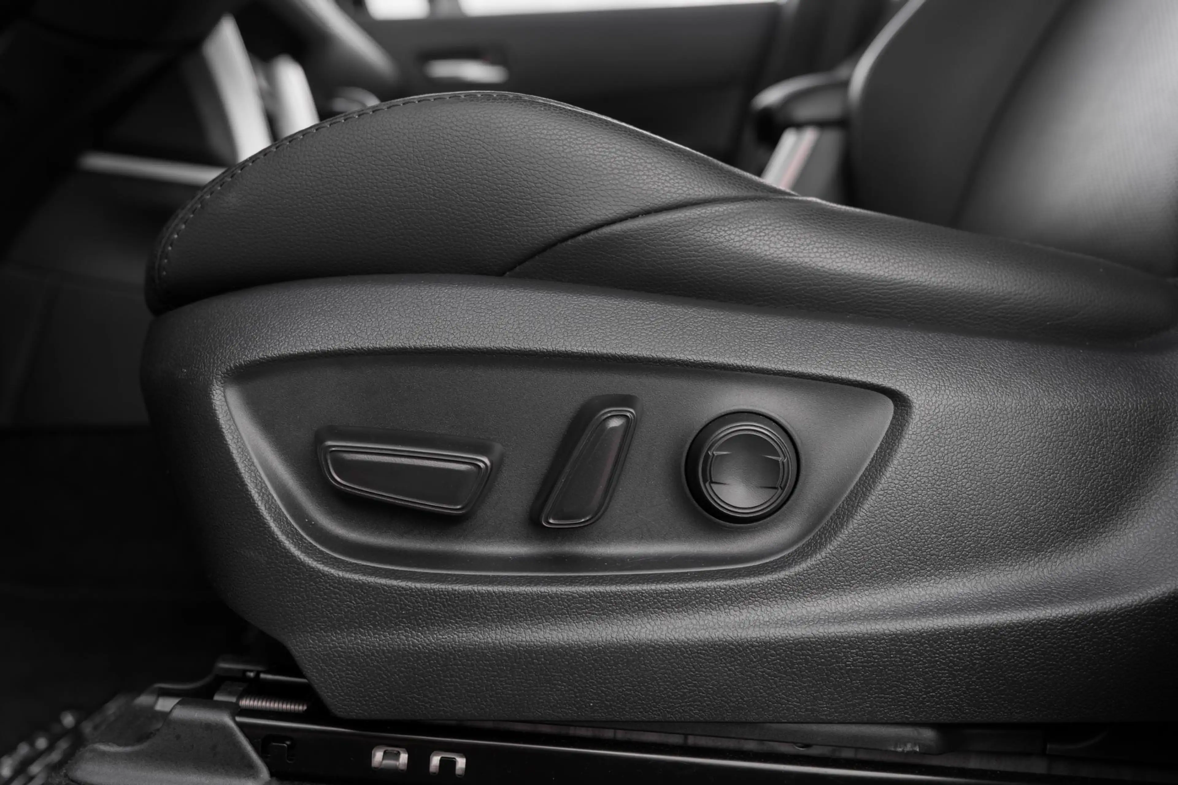 Toyota Corolla Cross Hybrid 200 Executive — photo 13