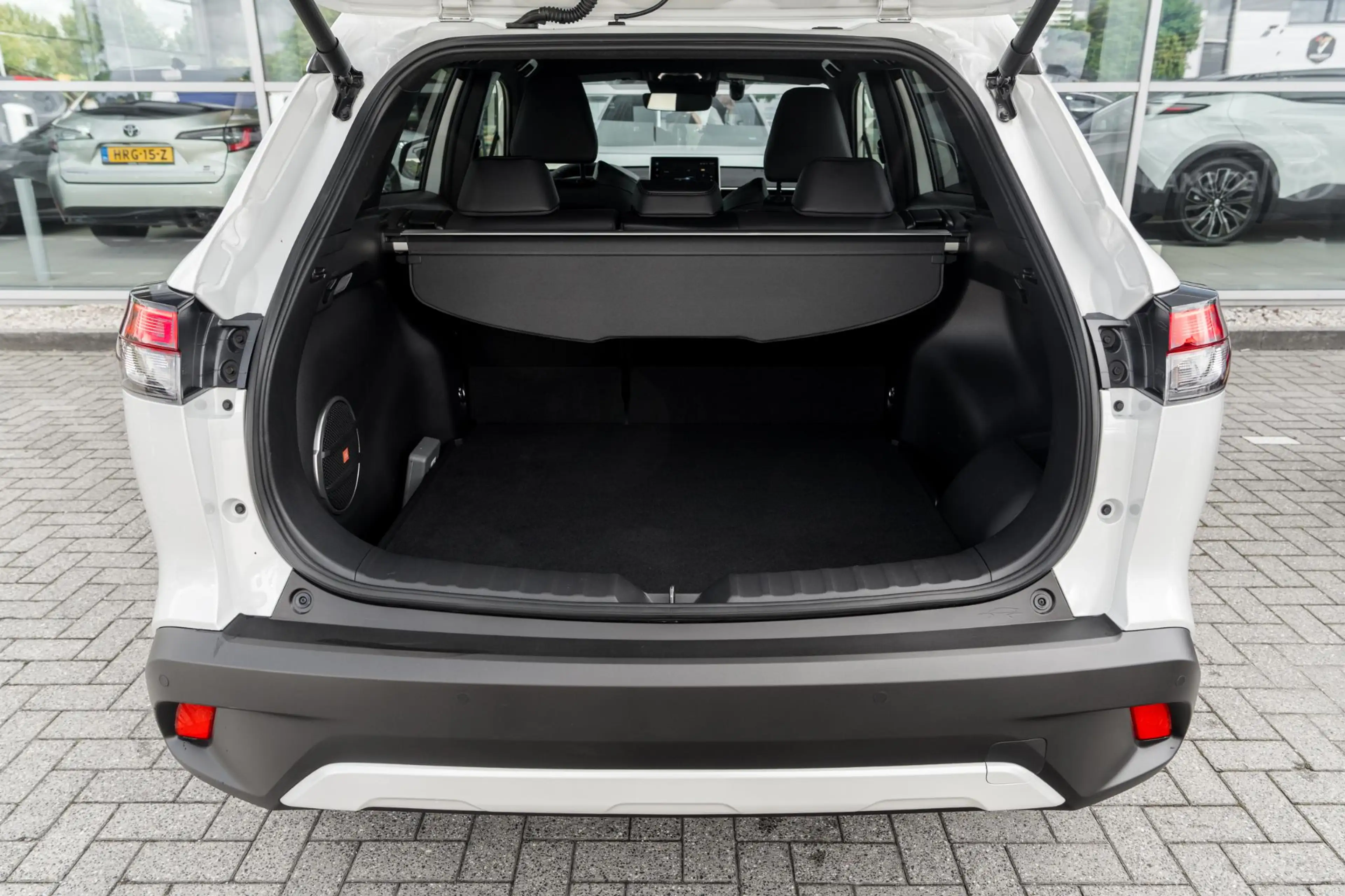 Toyota Corolla Cross Hybrid 200 Executive — photo 17
