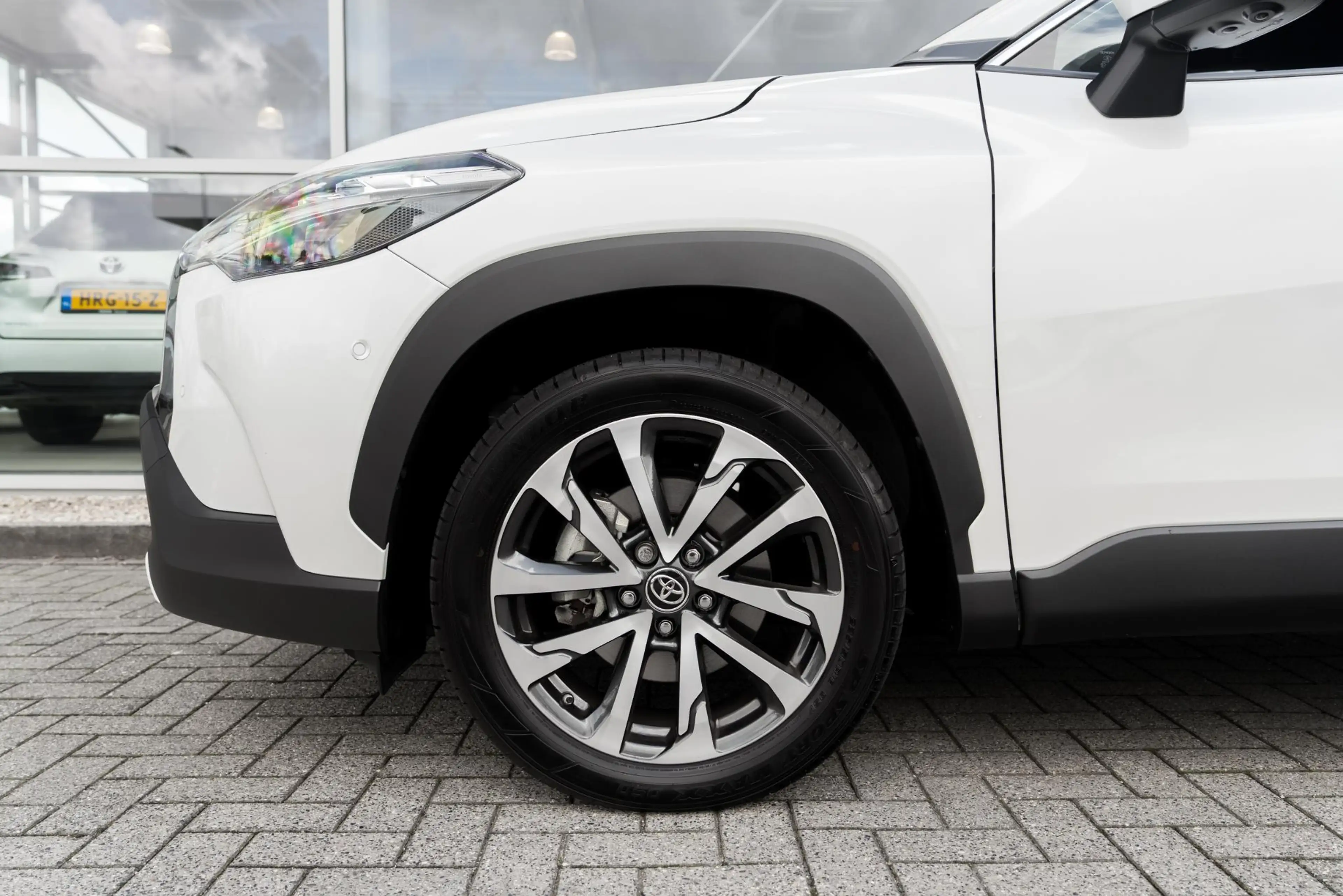 Toyota Corolla Cross Hybrid 200 Executive — photo 11