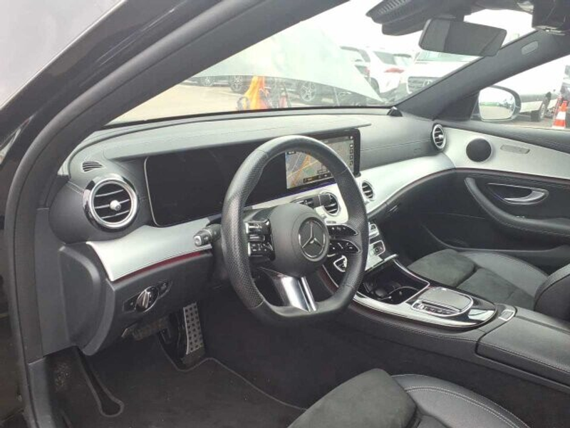 Mercedes-Benz E 200 E 200 d Limousine — photo 6