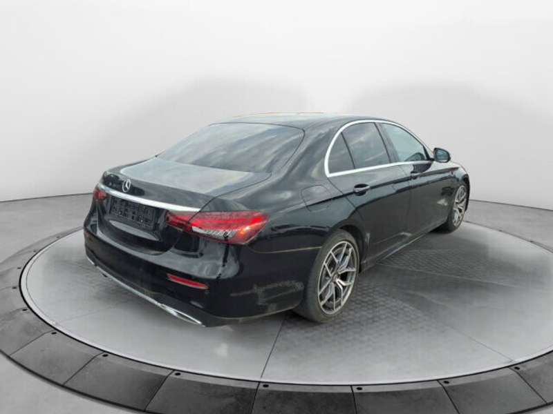 Mercedes-Benz E 200 E 200 d Limousine — photo 2
