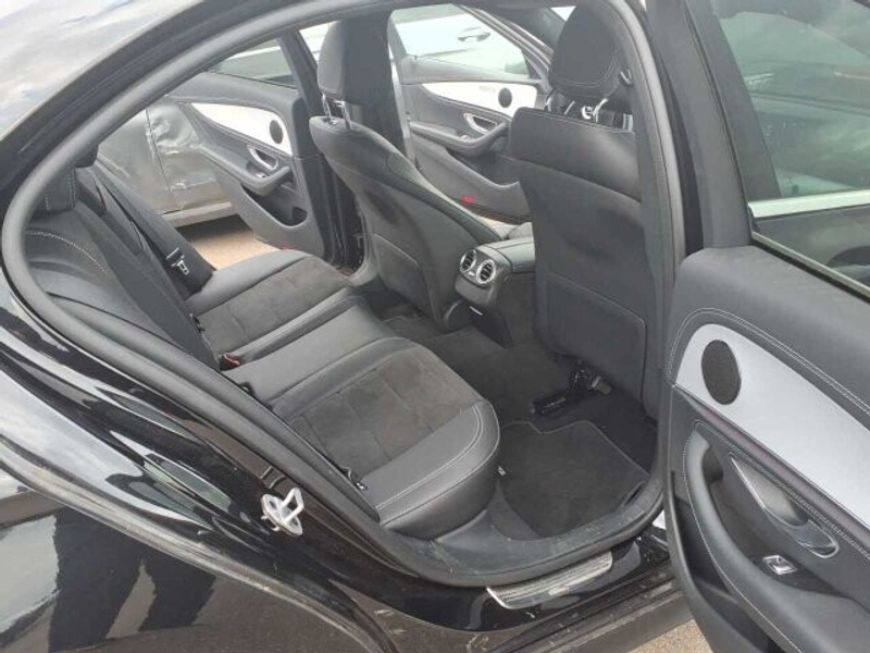 Mercedes-Benz E 200 E 200 d Limousine — photo 4