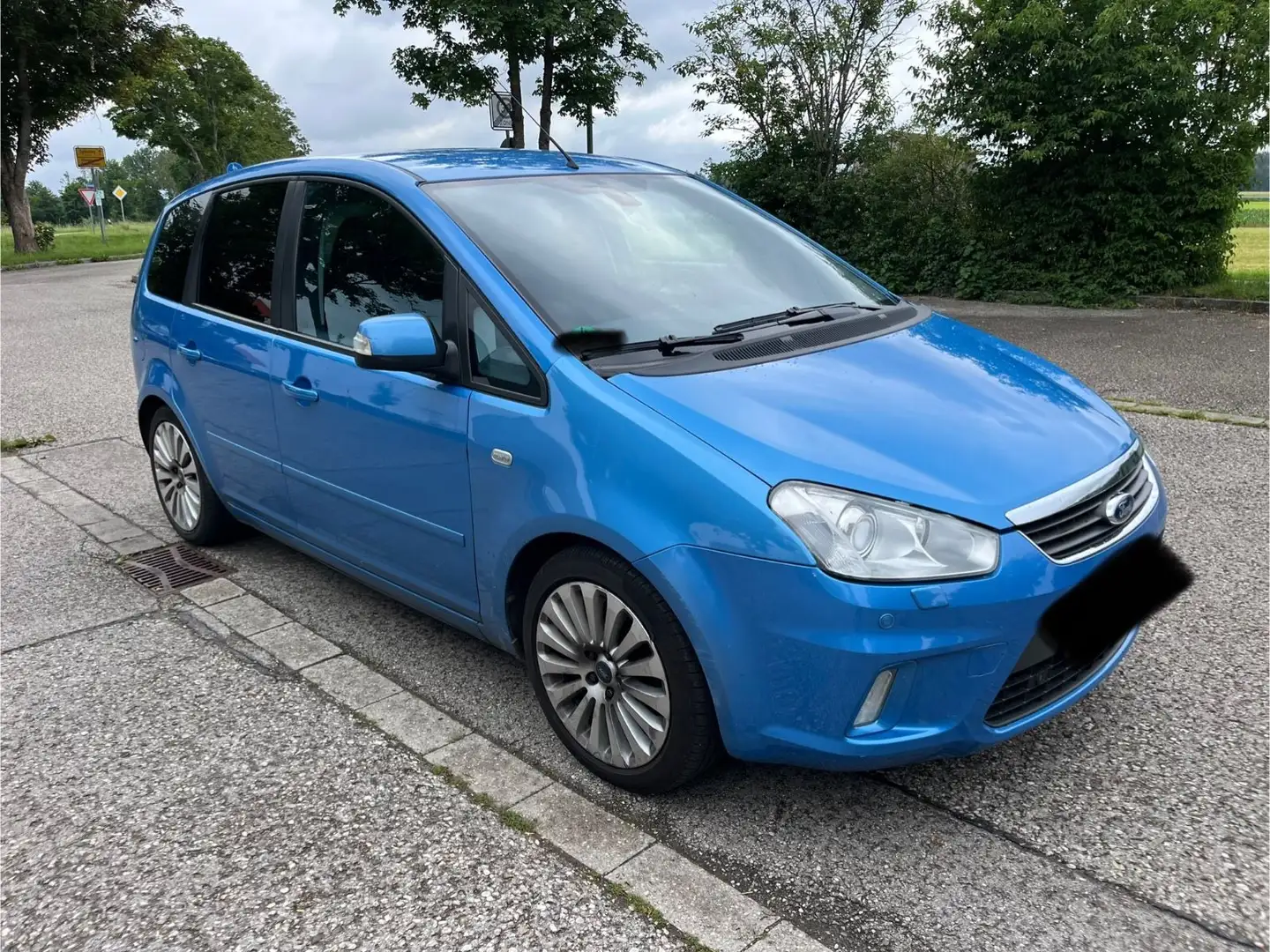 Ford C-Max 1,6TDCi 80kW DPF Titanium Blau - 1