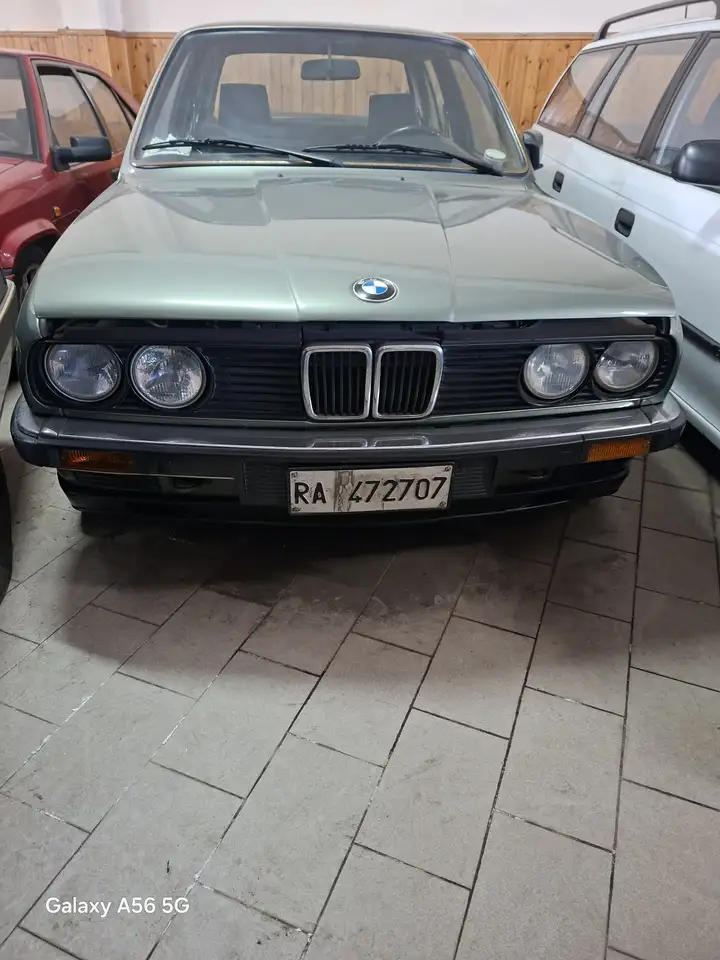 BMW 320