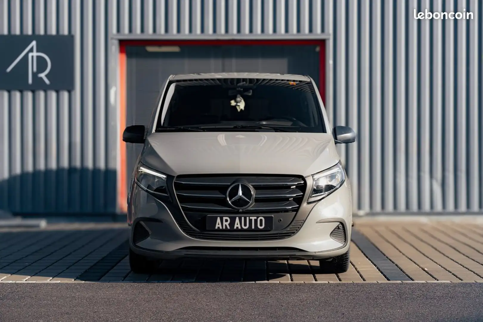 Mercedes-Benz Vito Mercedes Benz Mixto Select 119 CDI 4x4 190CH 9-Tronic Garantie constructeur 09-26 Attelage Gris - 2