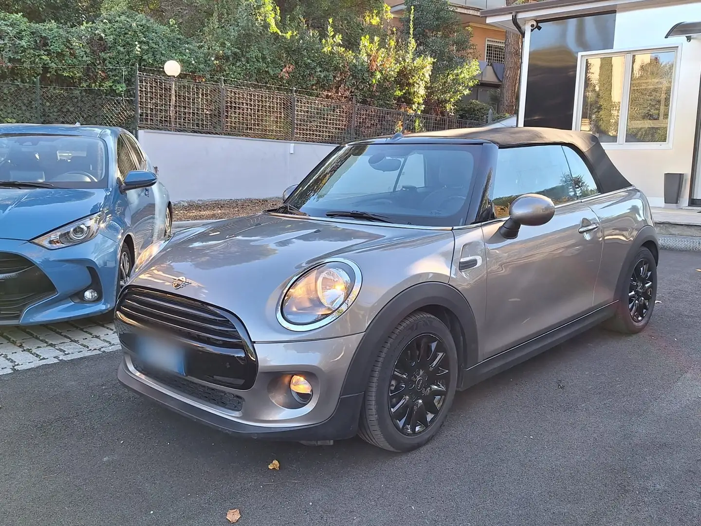 MINI Cooper Cabrio IV F57 2018 Cabrio 1.5 auto Grey - 2