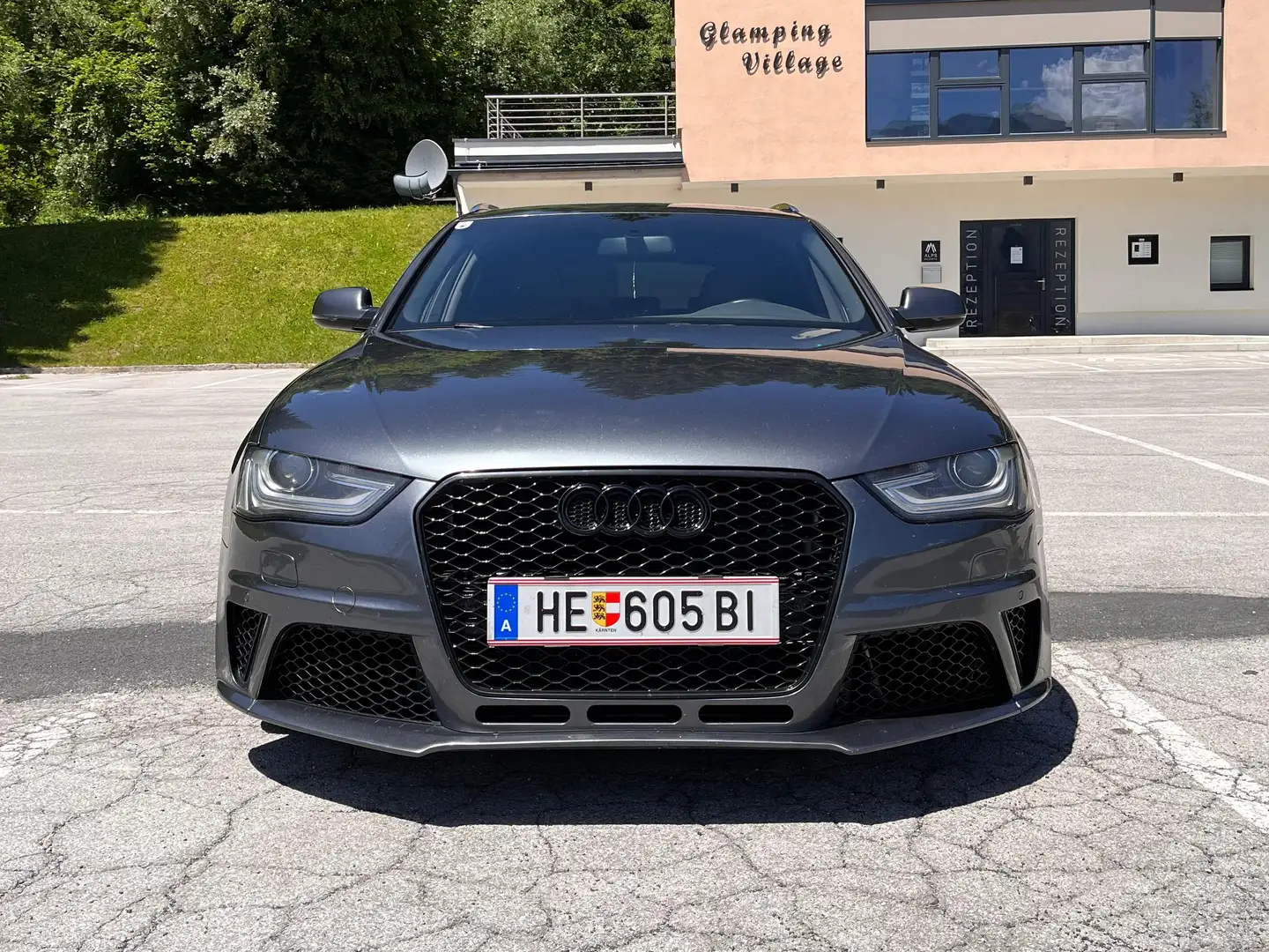Audi A4 A4 Avant 2,0 TDI quattro Sport S-tronic Sport Grau - 2