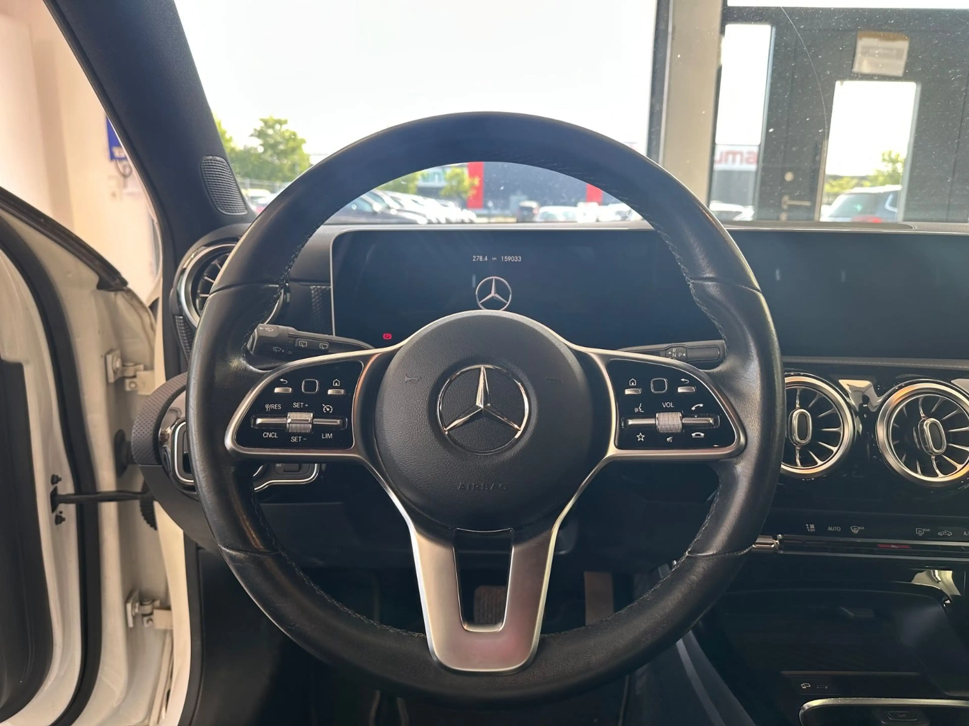 Mercedes-Benz A 200 Progressive | NAVI | AHK | LED | SHZ — photo 12