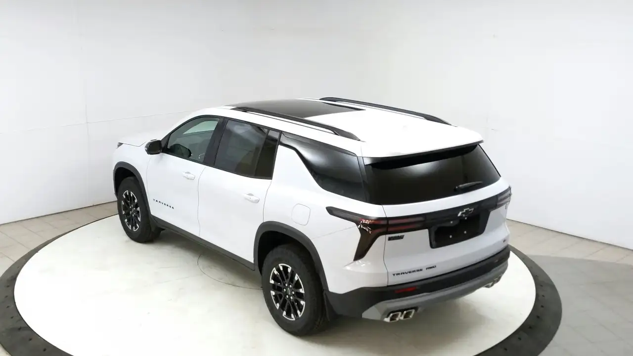Chevrolet Traverse снимка Chevrolet Traverse