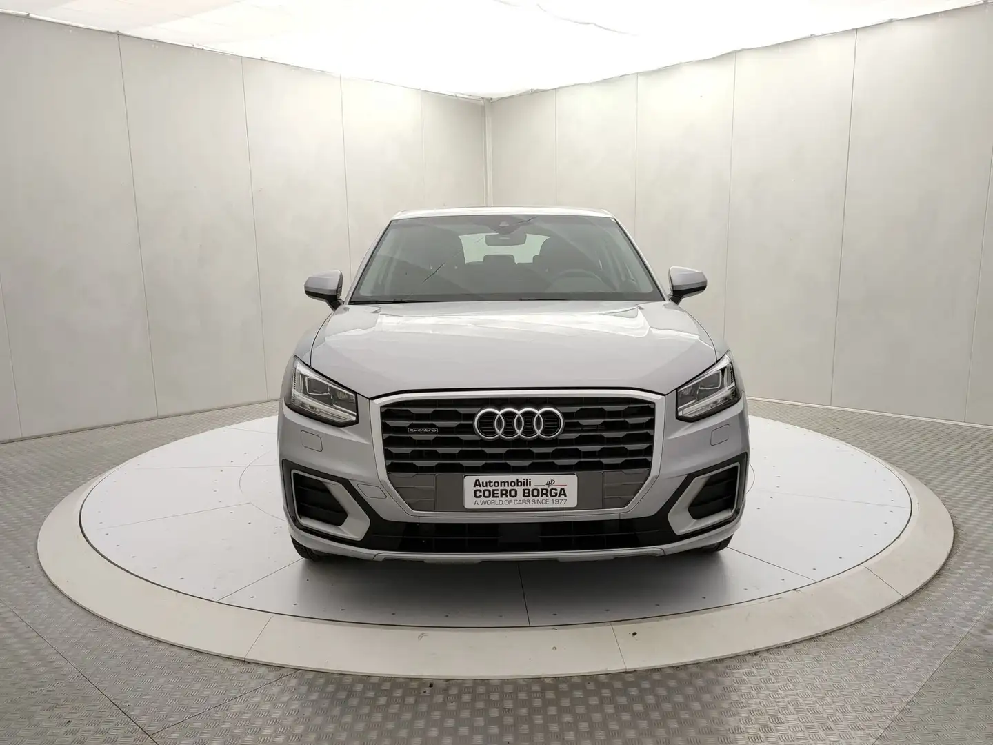 Audi Q2 Q2 40 TFSI quattro S tronic Admired Argento - 2