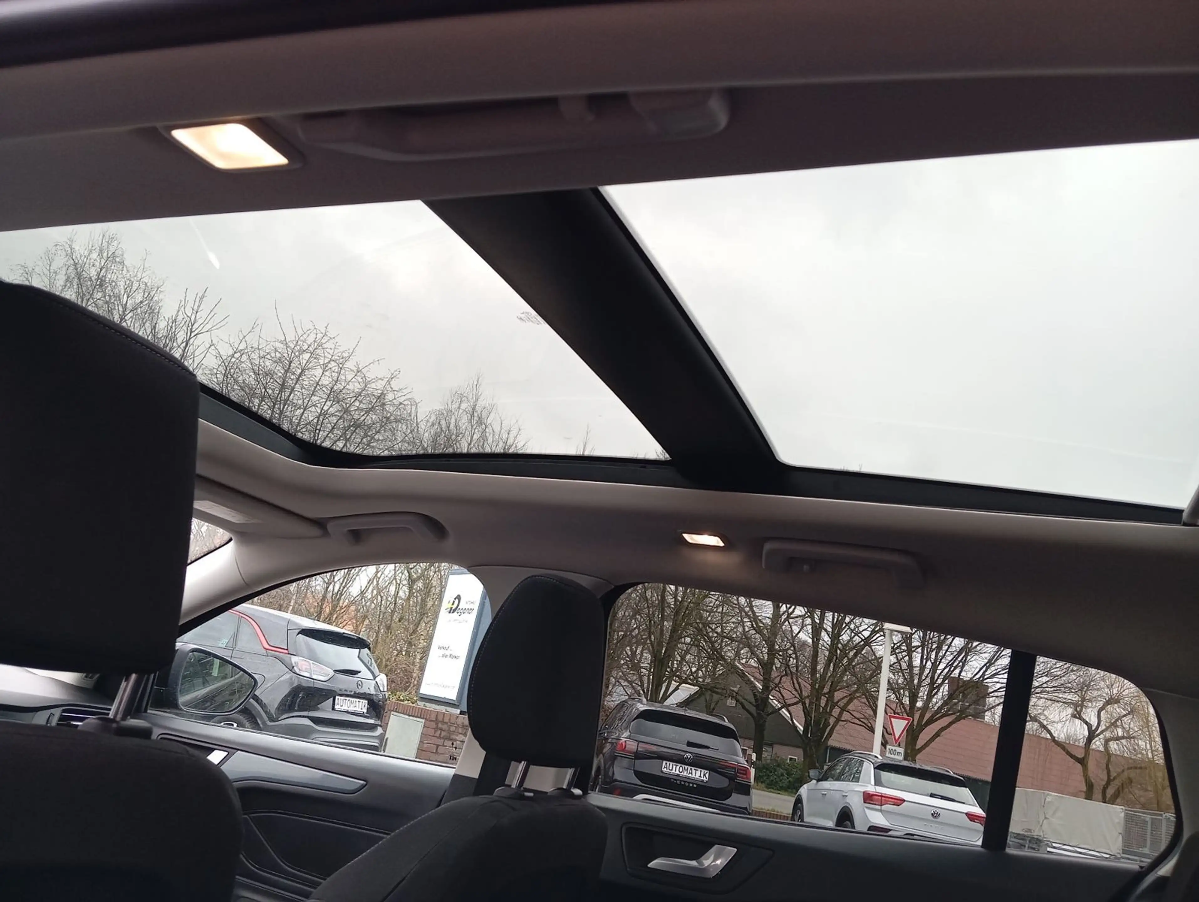 Ford Focus / Pano. / AT / AHK / Sitz-Lenkradheizung — photo 15