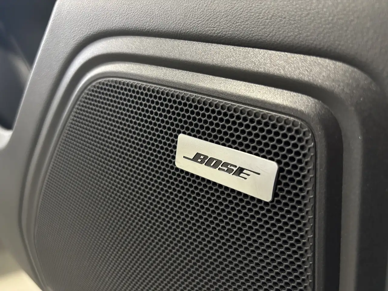 Porsche Macan снимка Porsche Macan