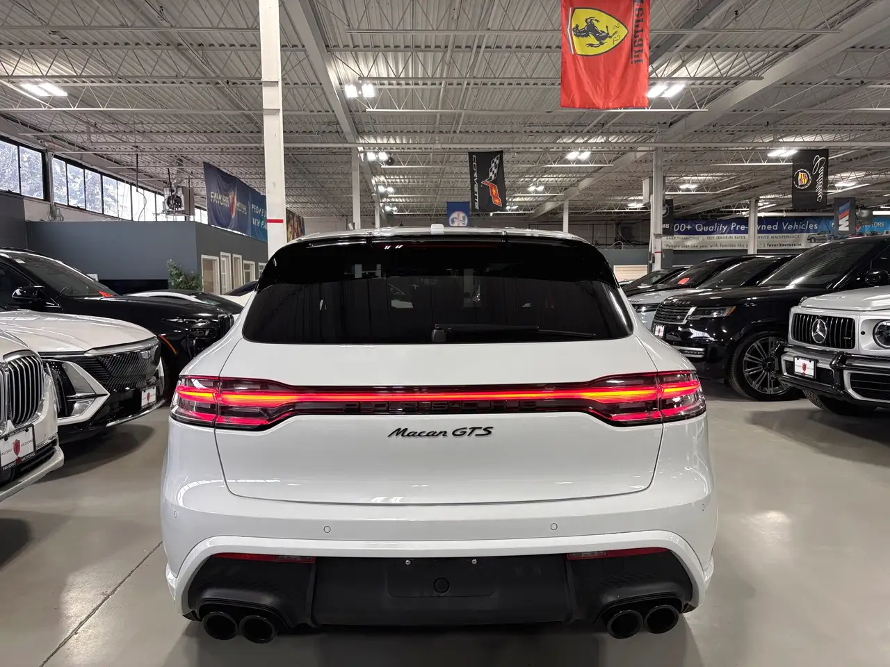 Porsche Macan снимка Porsche Macan