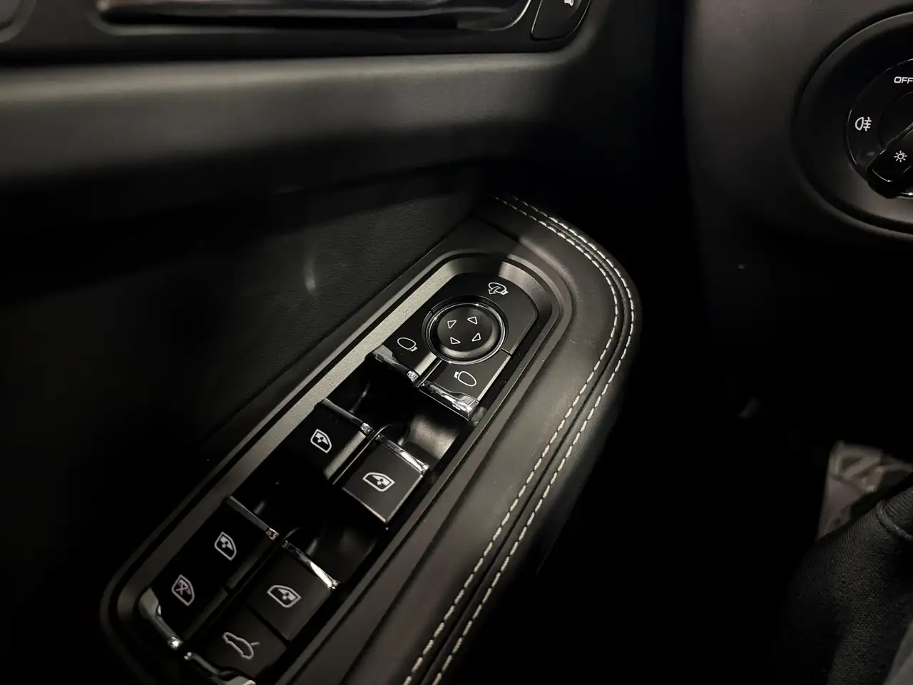 Porsche Macan снимка Porsche Macan