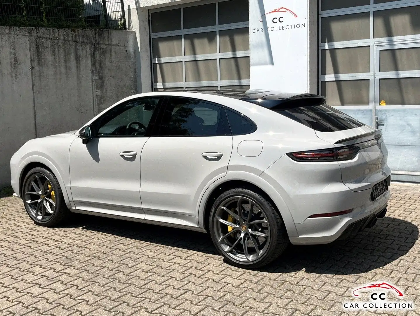 Porsche Cayenne Coupe Turbo S E-Hybrid|Carbon Design&Dac Gris - 2