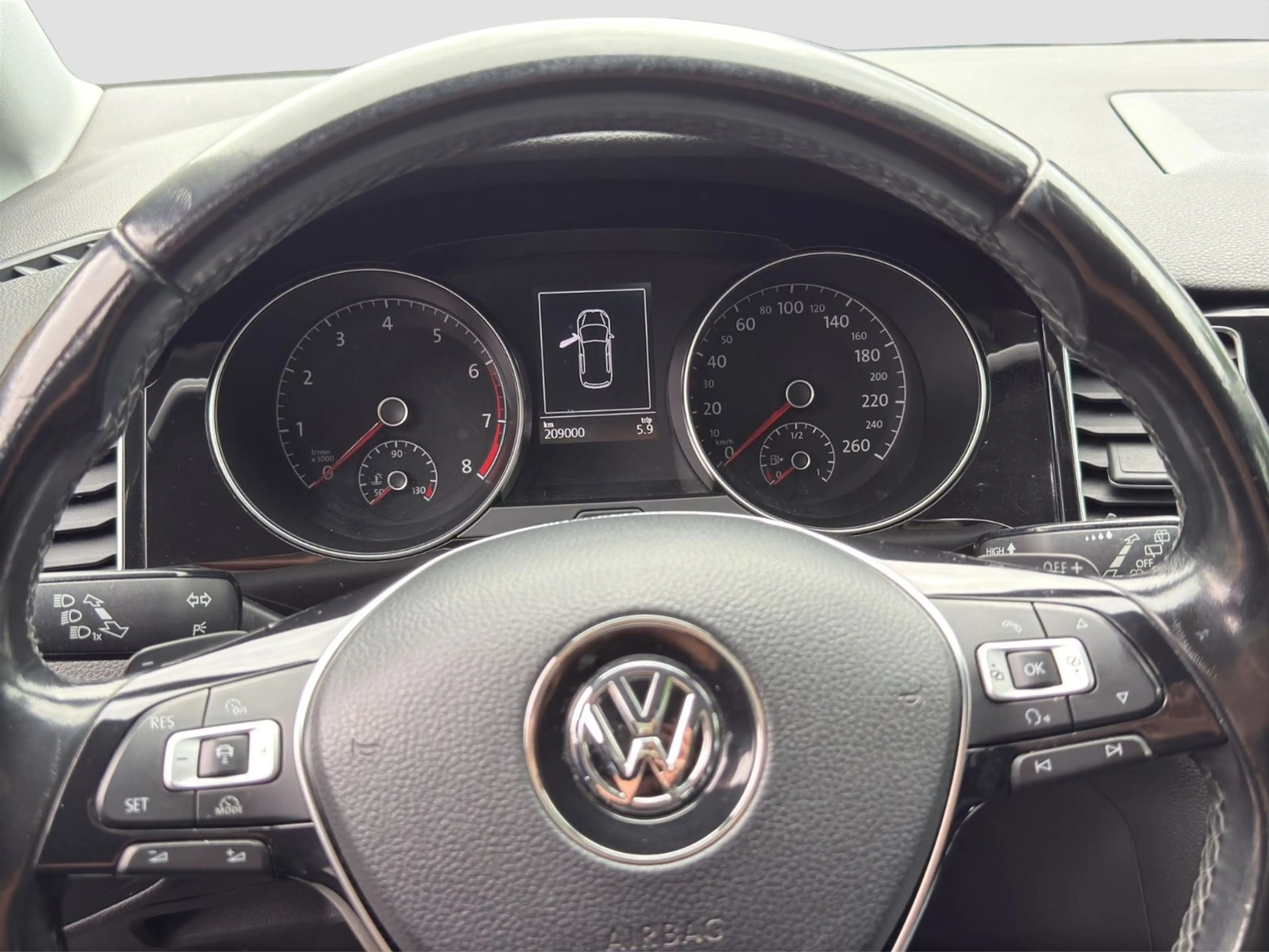 Volkswagen Golf Sportsvan Navi+LED Xenon,ACC,TOP — photo 10
