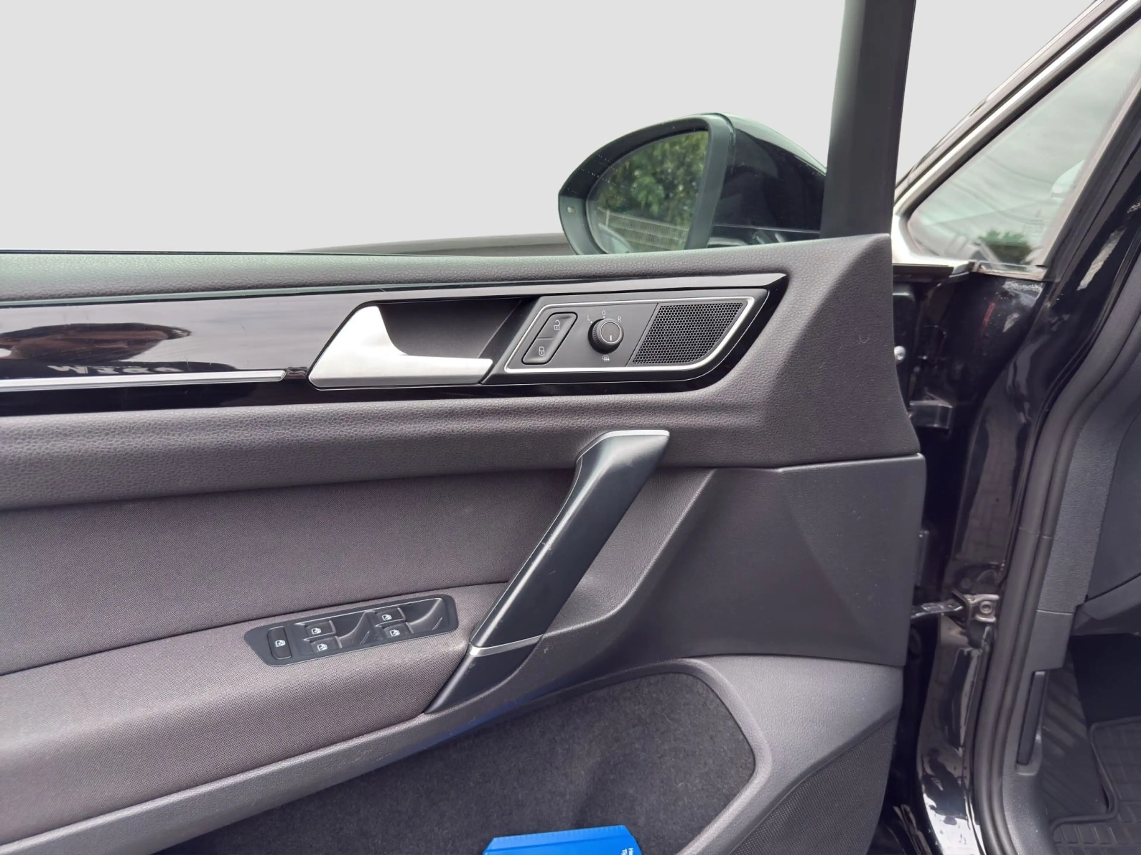 Volkswagen Golf Sportsvan Navi+LED Xenon,ACC,TOP — photo 14