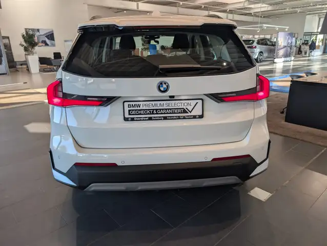 BMW X1 view 7
