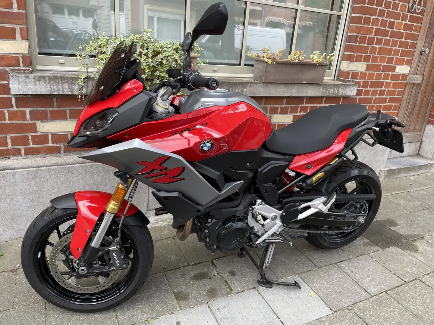 BMW F 900 XR red racing Rouge - 2