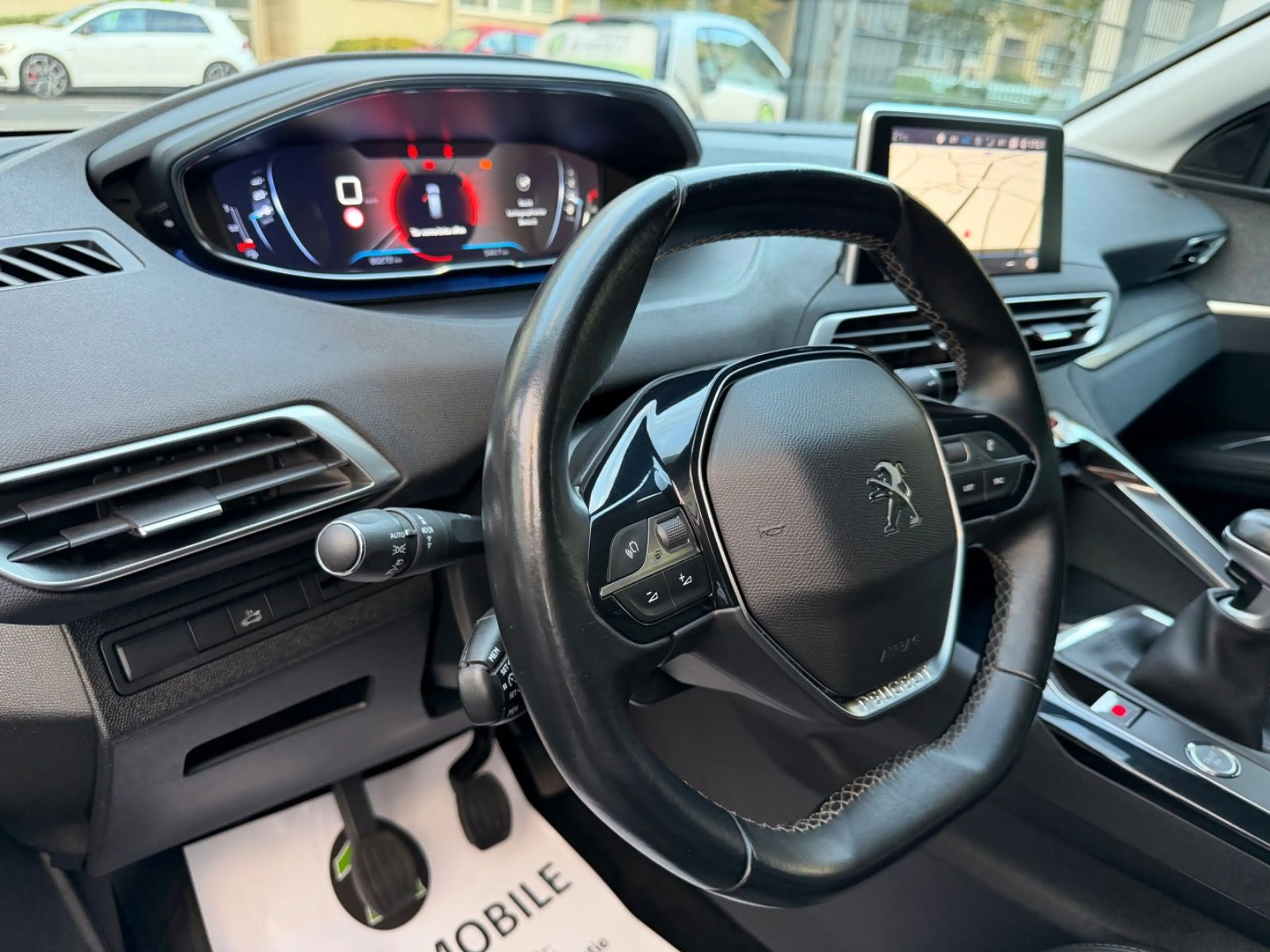 Peugeot 5008 Allure*NAVI*KAM360°*PDC*SHZ*LED*SPUR — photo 13