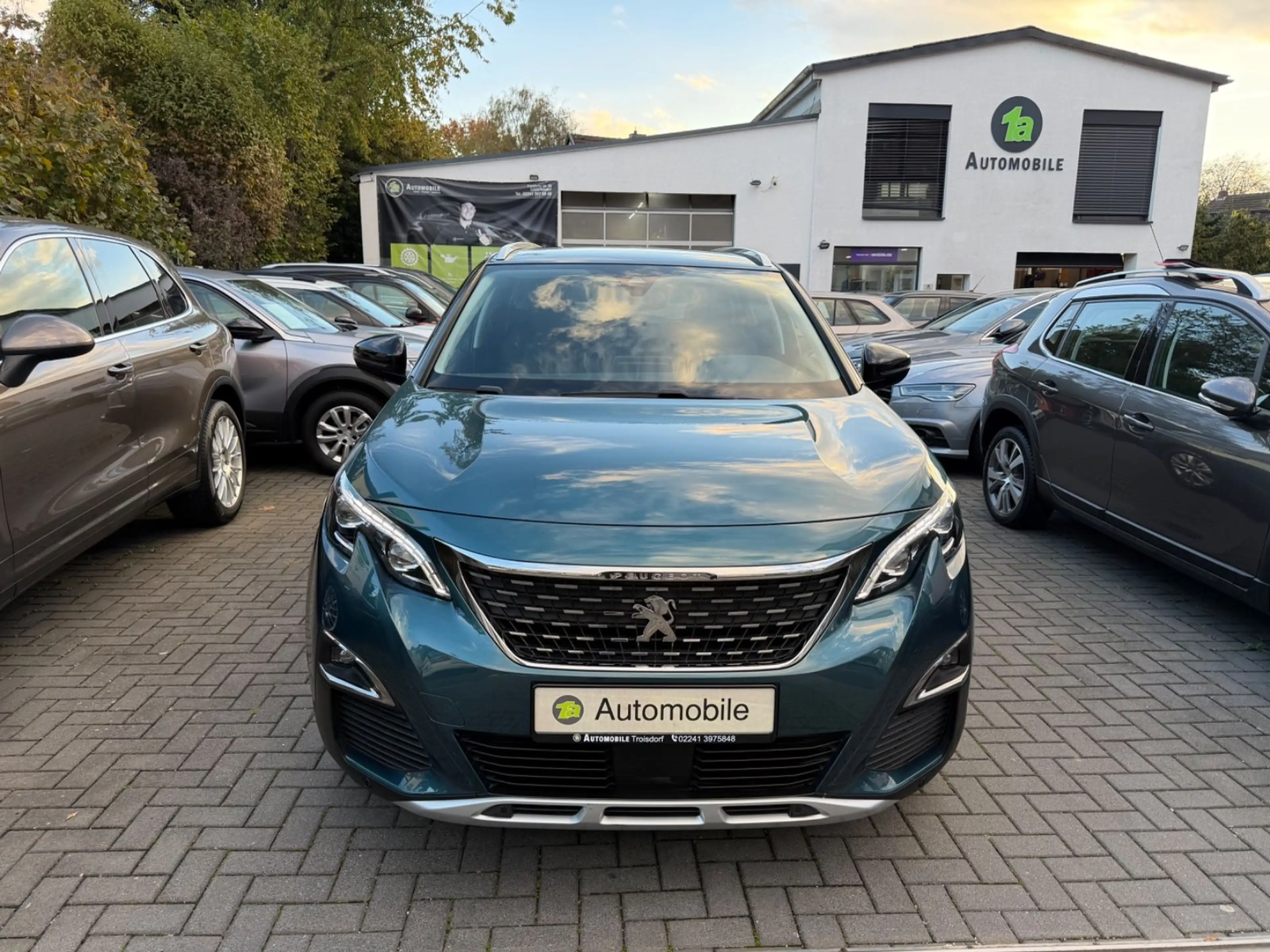 Peugeot 5008 Allure*NAVI*KAM360°*PDC*SHZ*LED*SPUR — photo 2